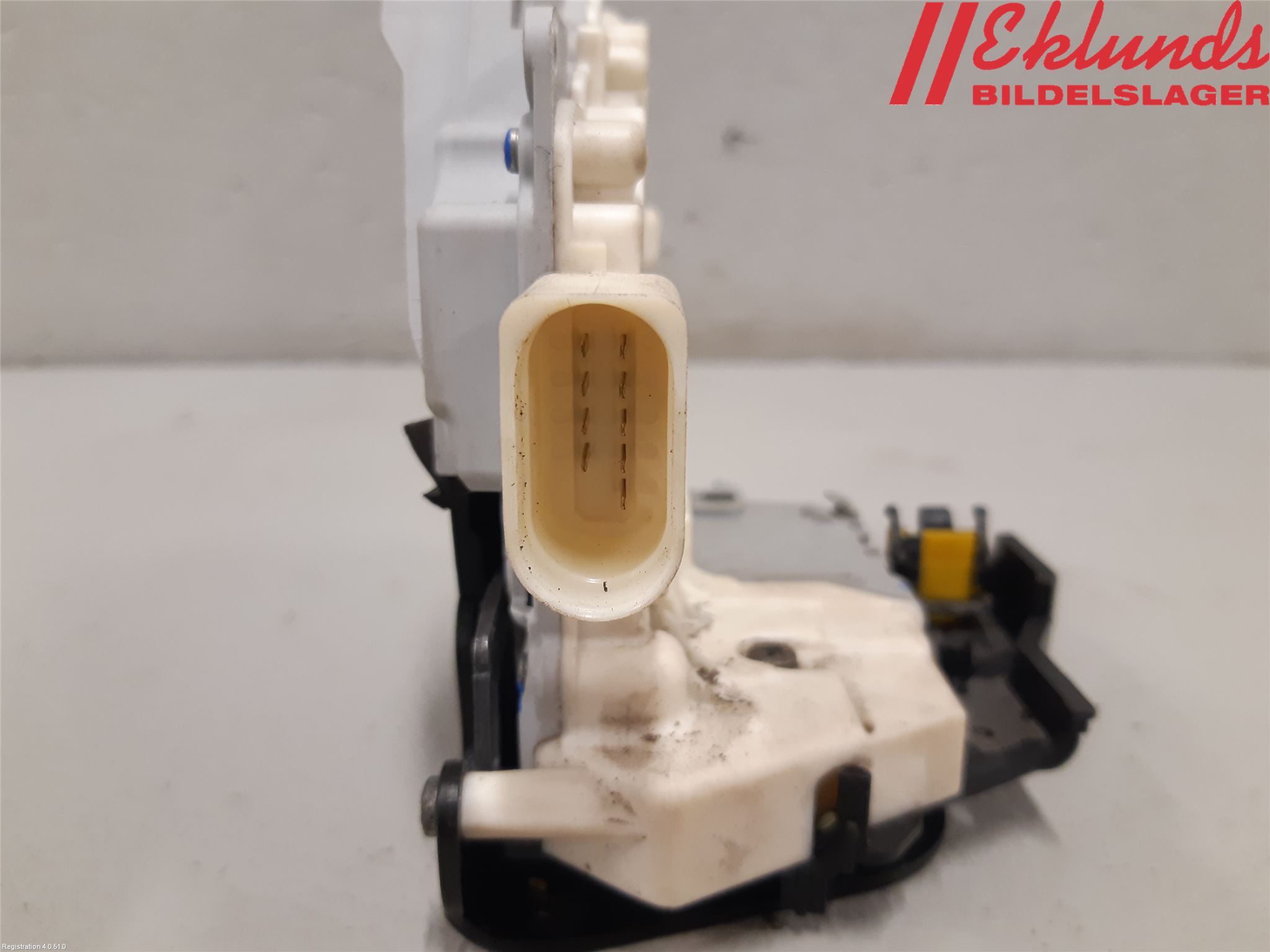 Audi A6/S6     05-11 Centrallåsmotor Vänster