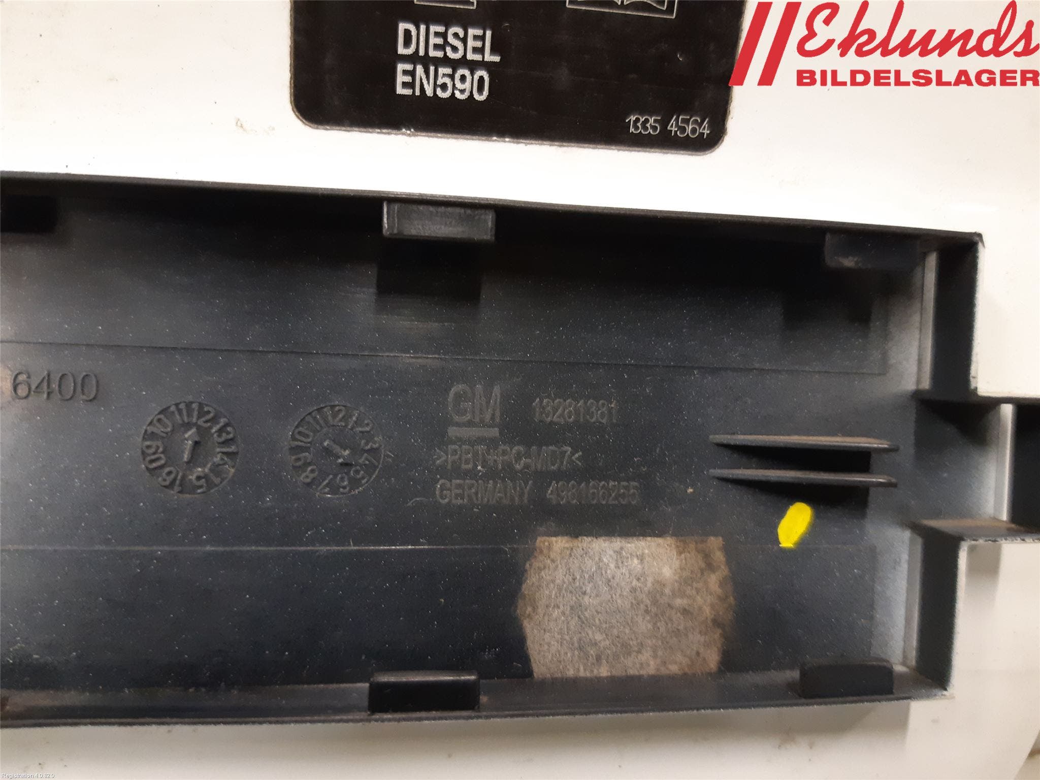 Opel ASTRA J 10-15 Tanklucka