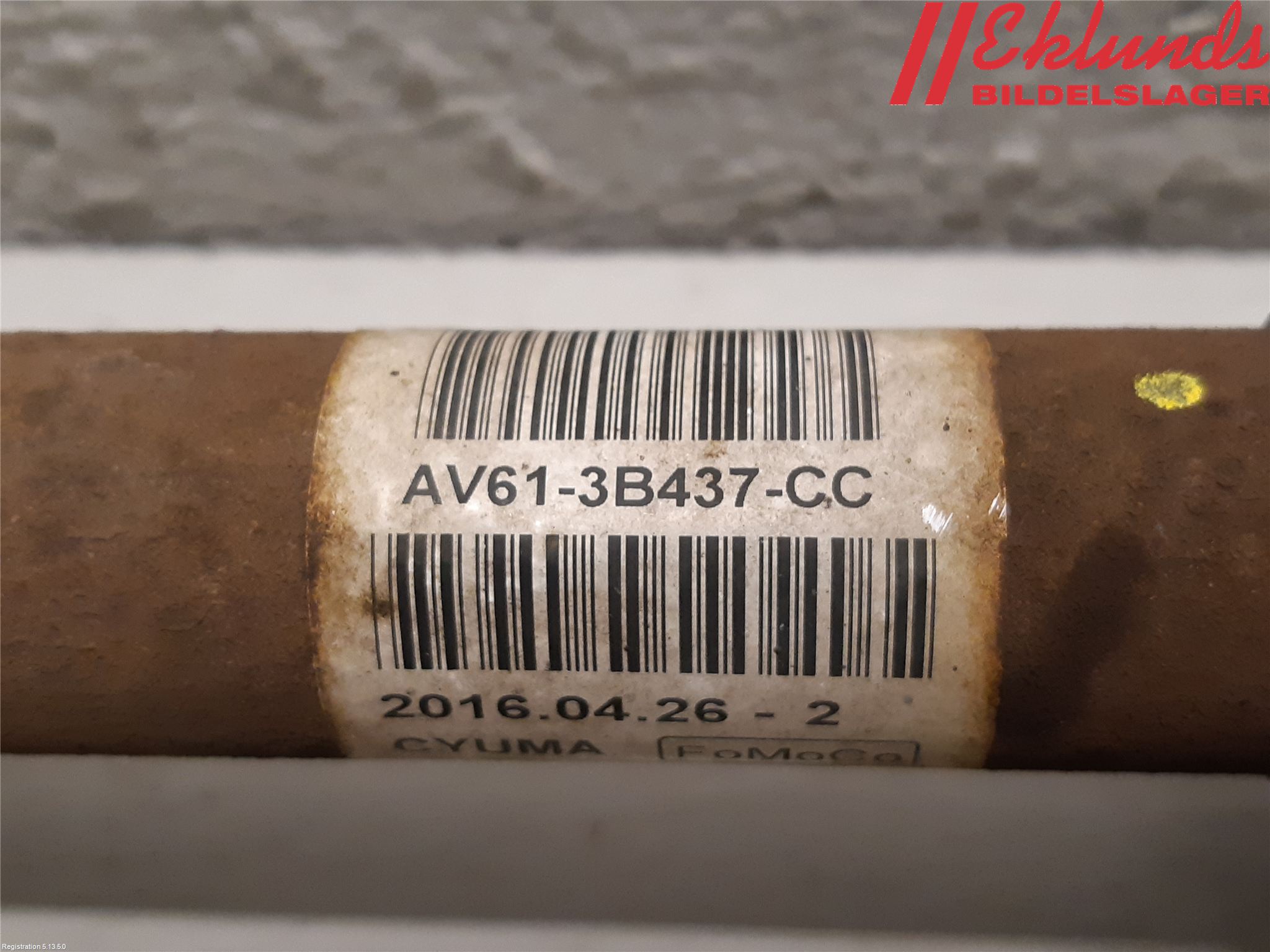 Ford FOCUS 15-18 Drivaxel Fram Vänster
