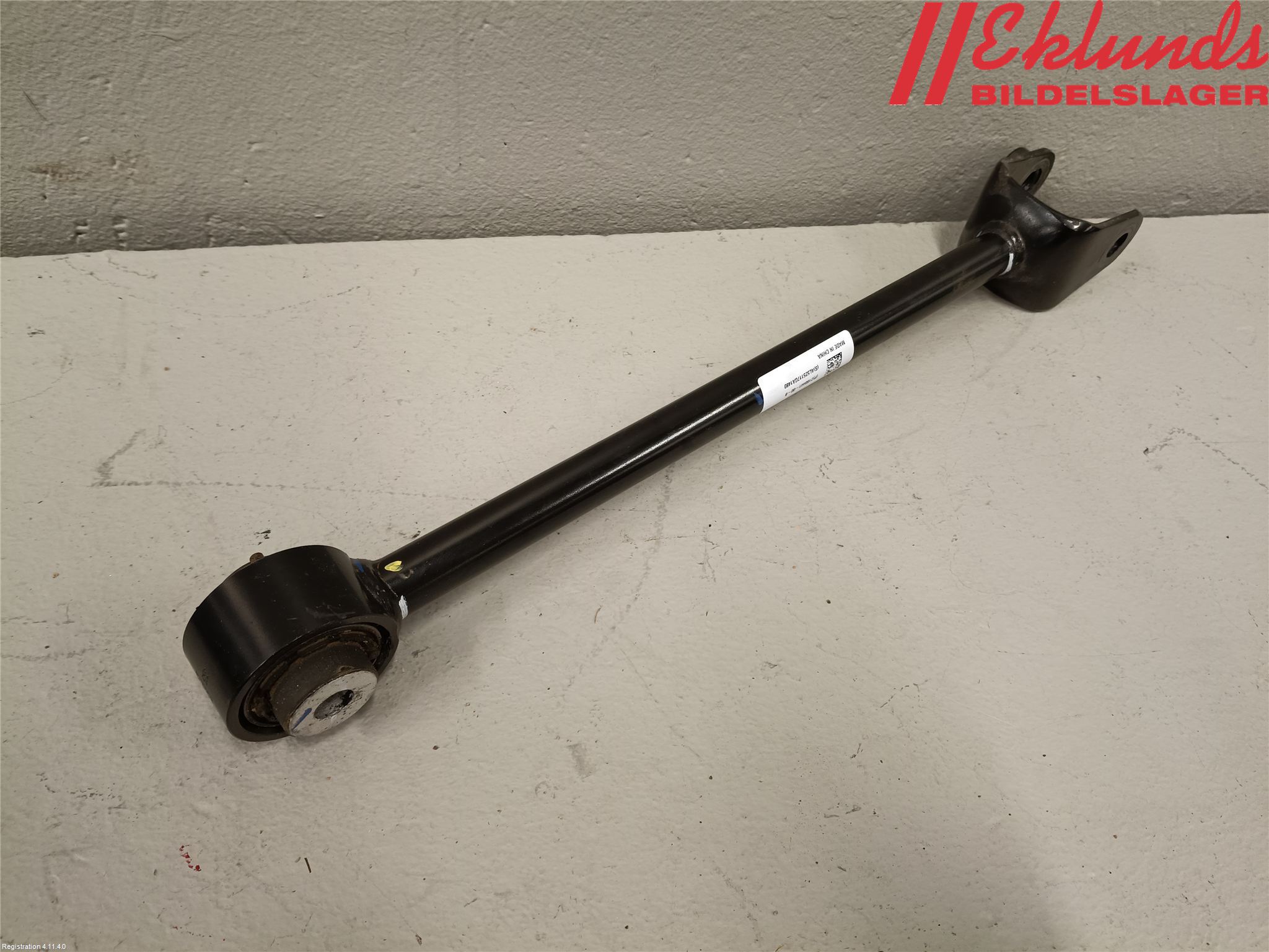 Tesla MODEL Y 21- Bärarm Bak Vänster