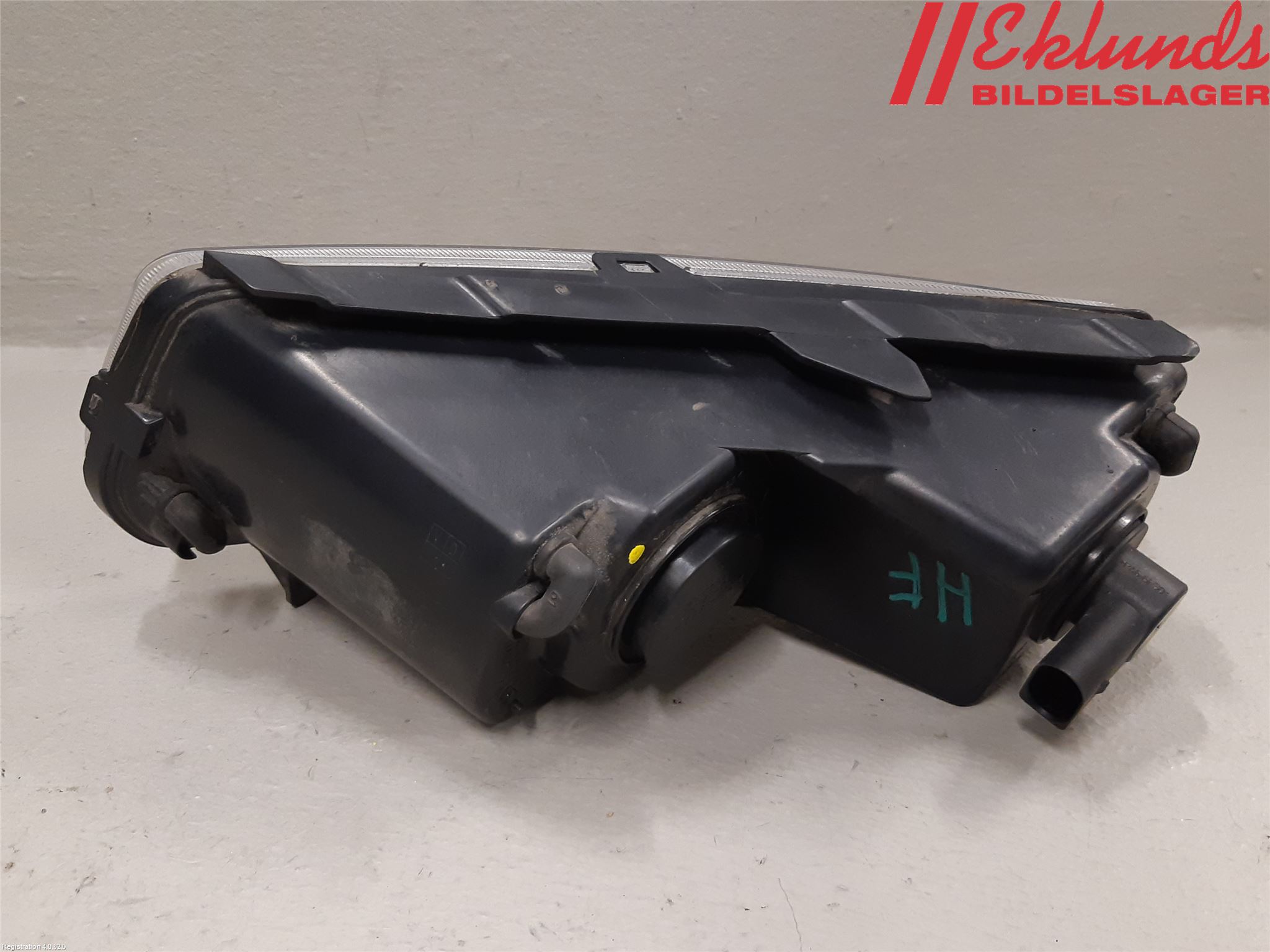 Volkswagen VW POLO 10-17 Dimljus-Varselljus Fram