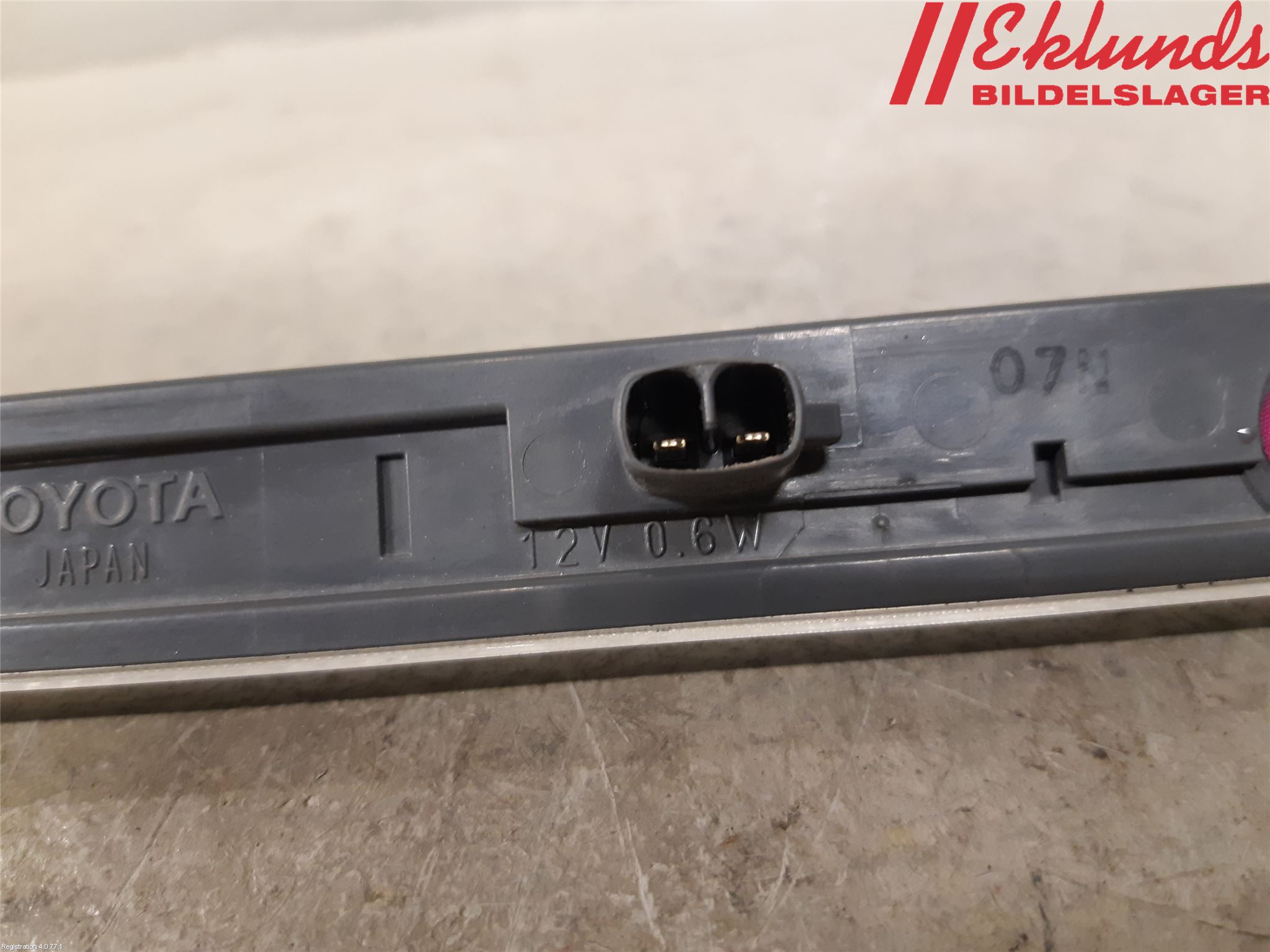 Toyota RAV4 19- Bromsljus Bakruta