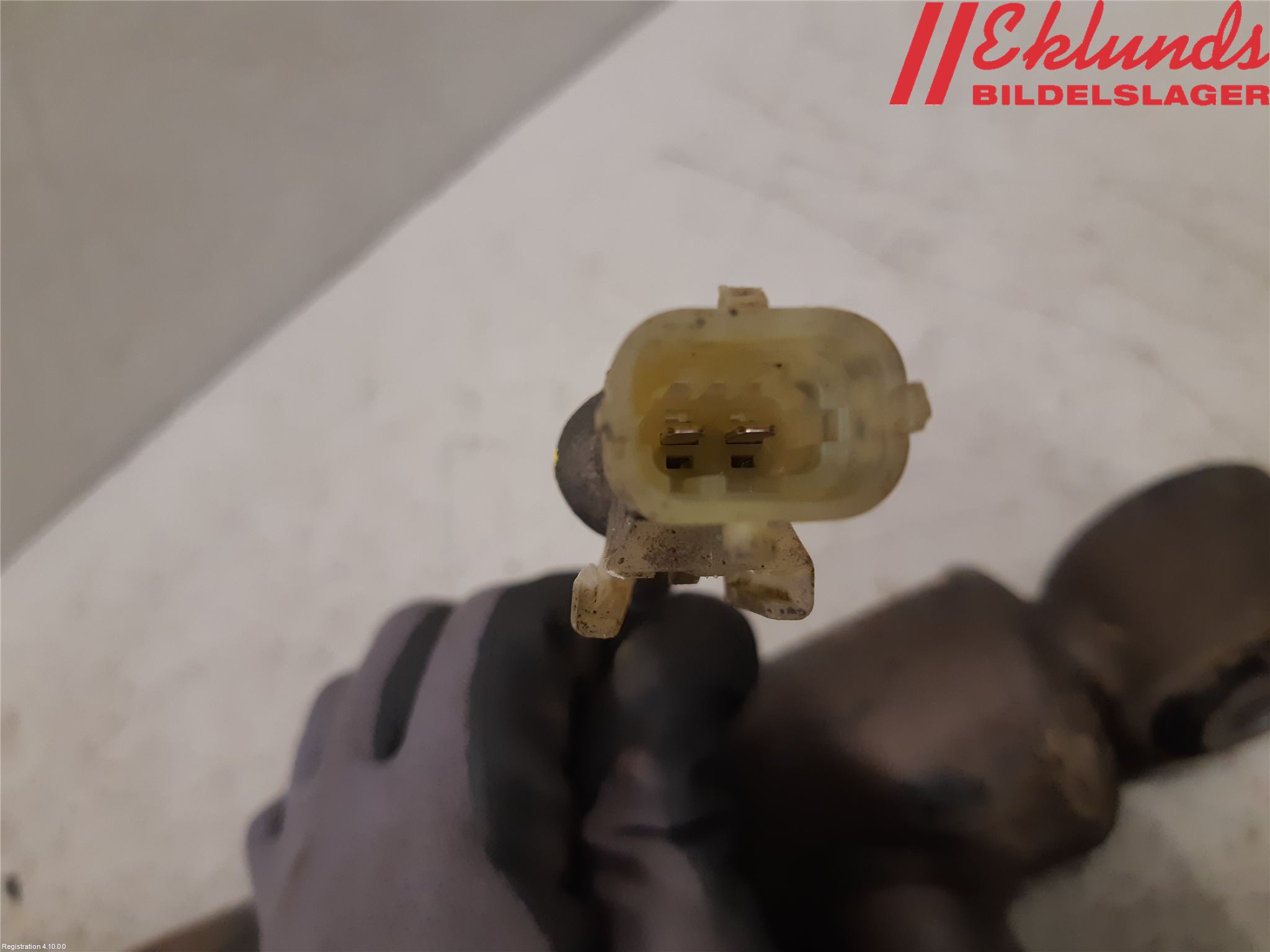 Opel INSIGNIA 09-16 Stötdämpare Bak