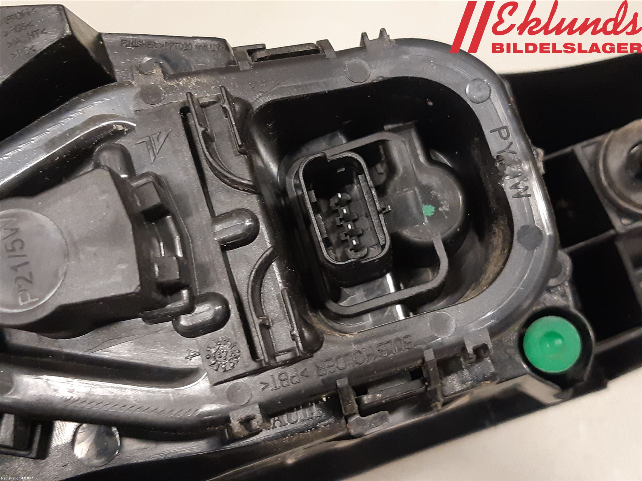 Renault CLIO IV 12-16 Bakljus Höger