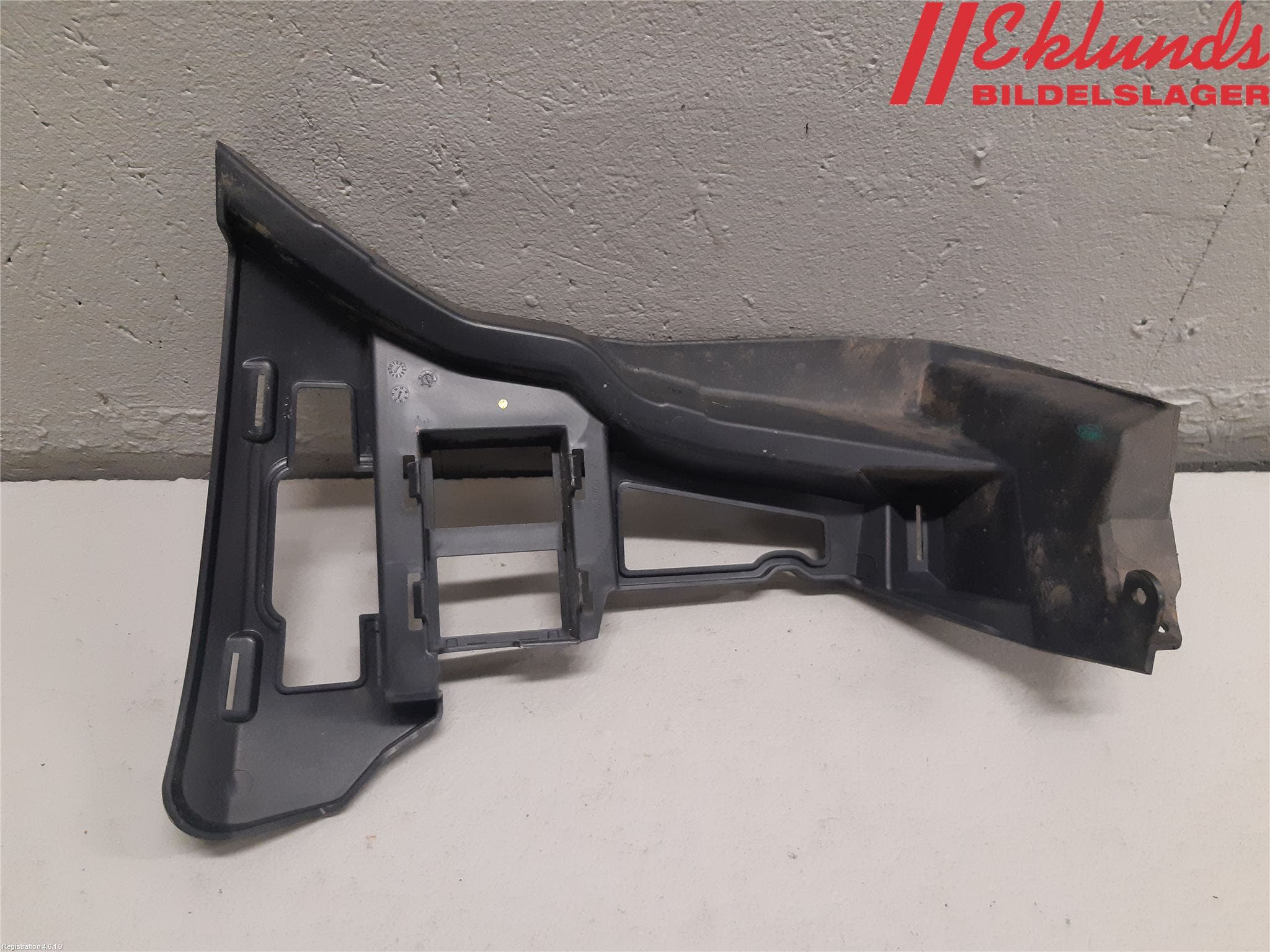 Mercedes-Benz MB A-KLASS (W176) 13-18 Stötfångarfäste Bak Vä