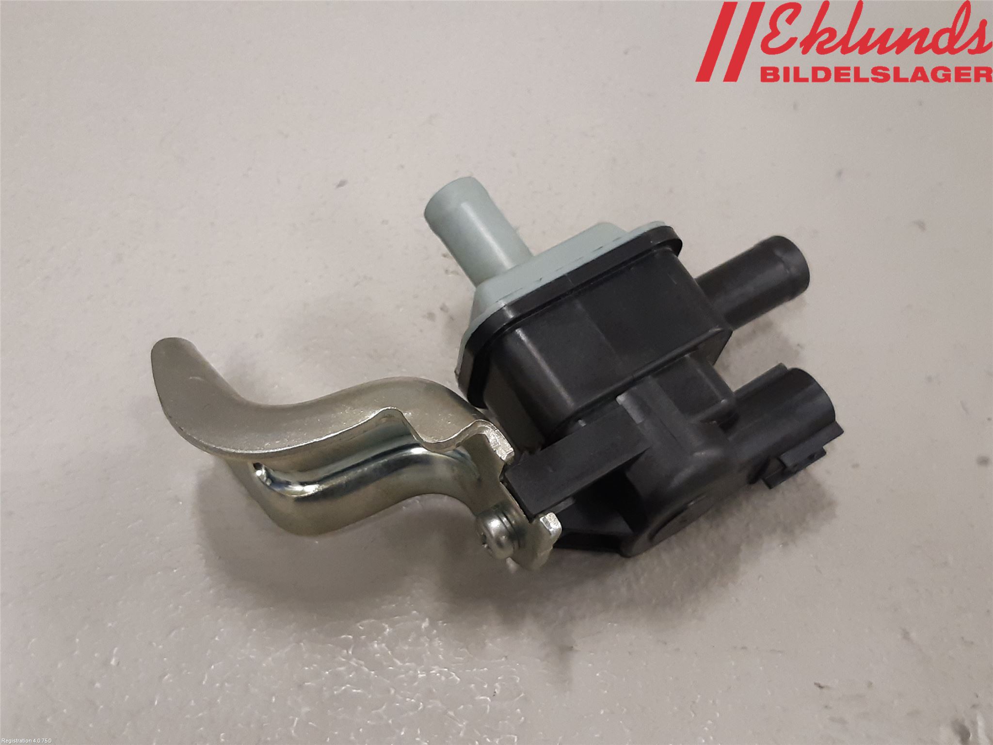 Toyota COROLLA 19- Vakuumventil