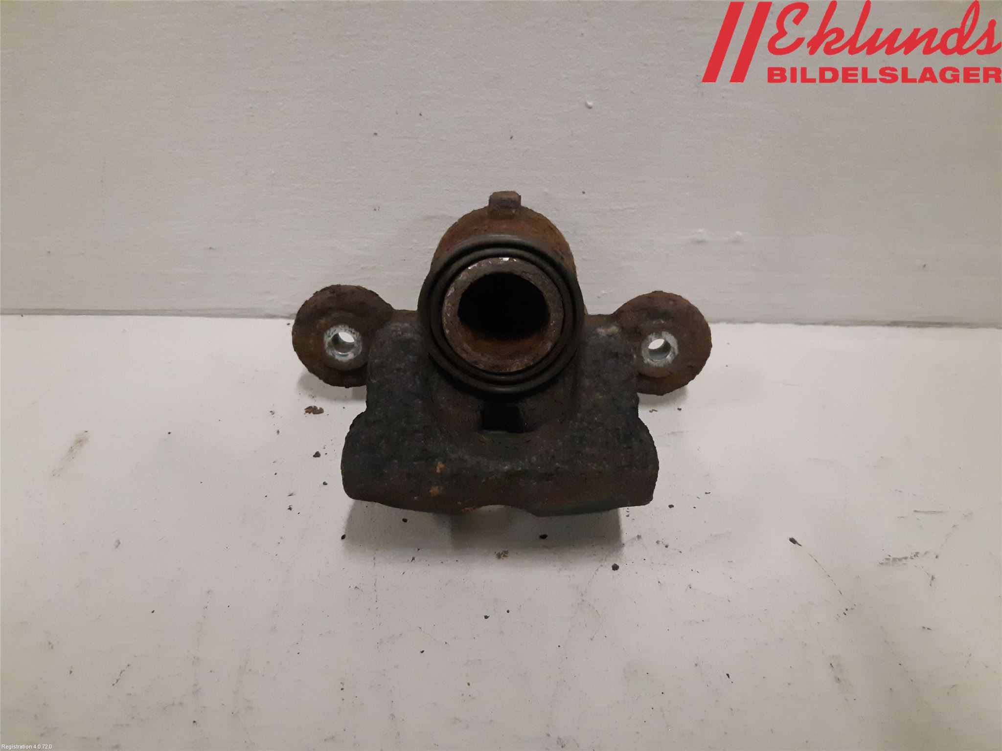 BMW 1 E87/81 5D/3D 03-11 Bromsok Bak Höger