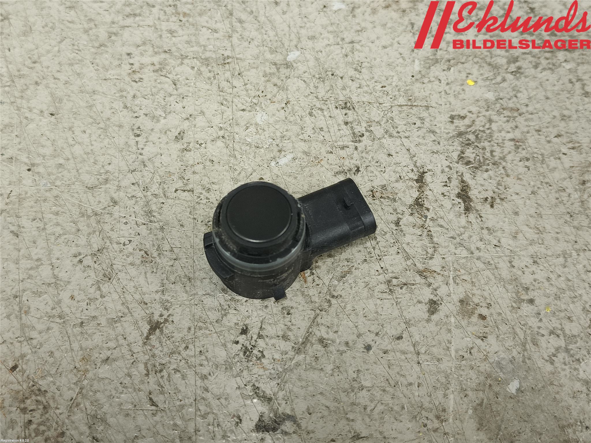 Volvo XC90/RECHARGE 16- Parkeringshjälp Frontsensor