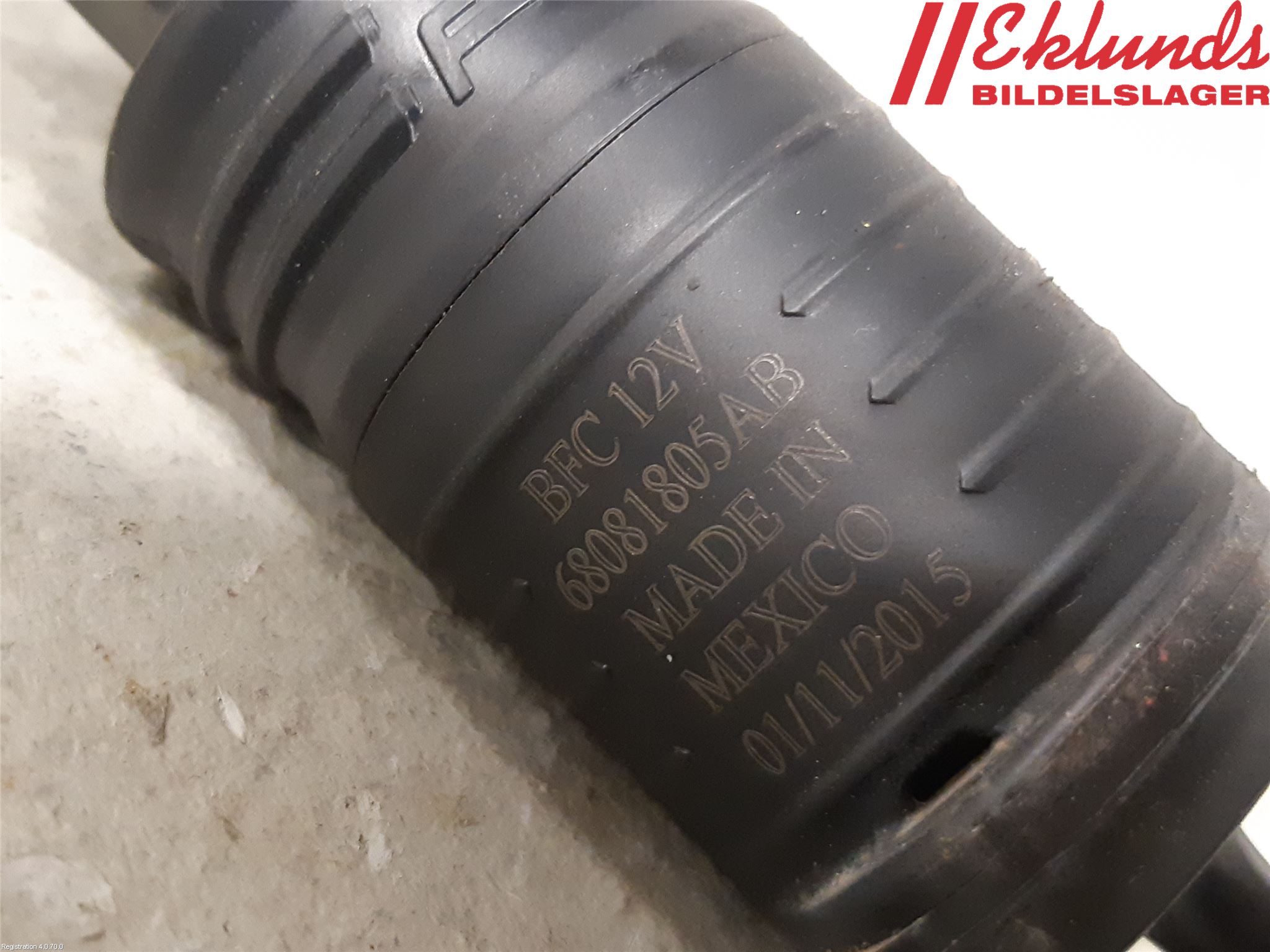 Dodge PICK UP RAM 81- Spolarpump Vindruta