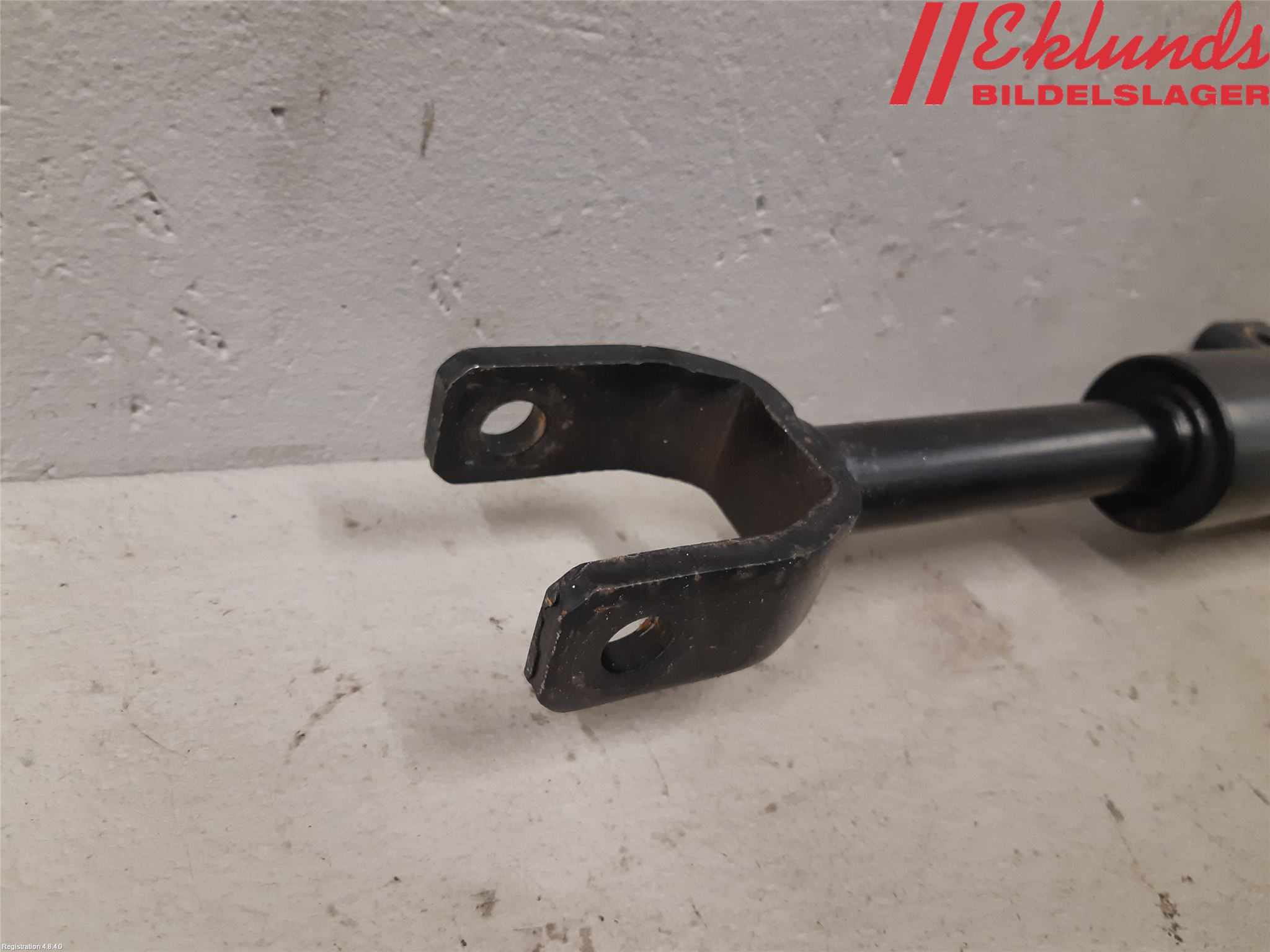 BMW 5 F10/F11/F18 09-17 Fjäderben Fram Höger