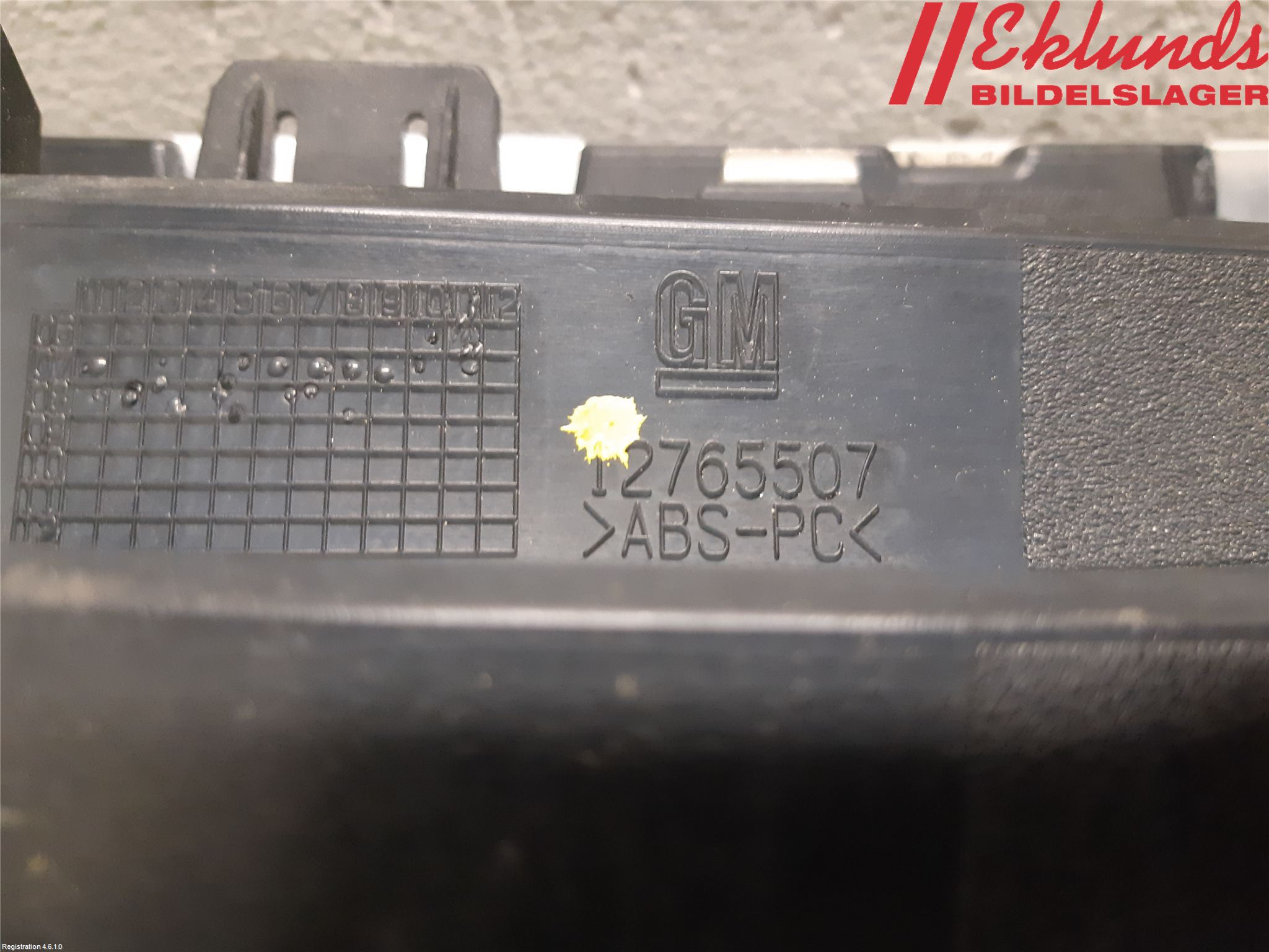 Saab 9-3 VER2/VER3 08-15 Grilldel Mitt