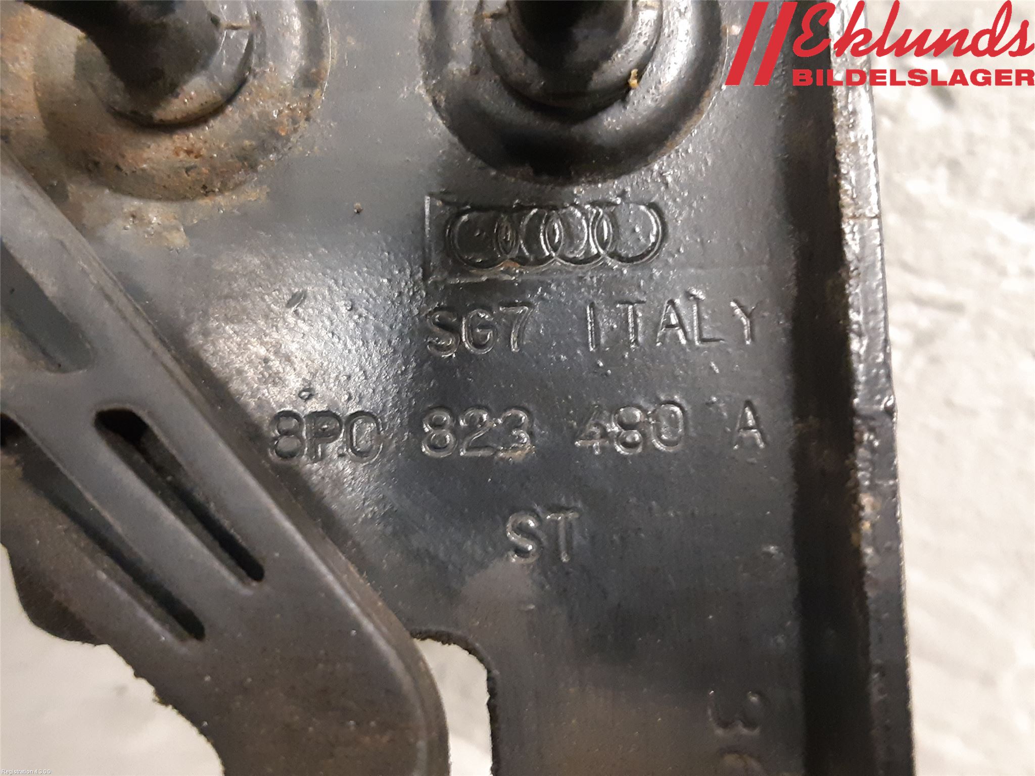 Audi A3/S3 05-13 Huv Spärr