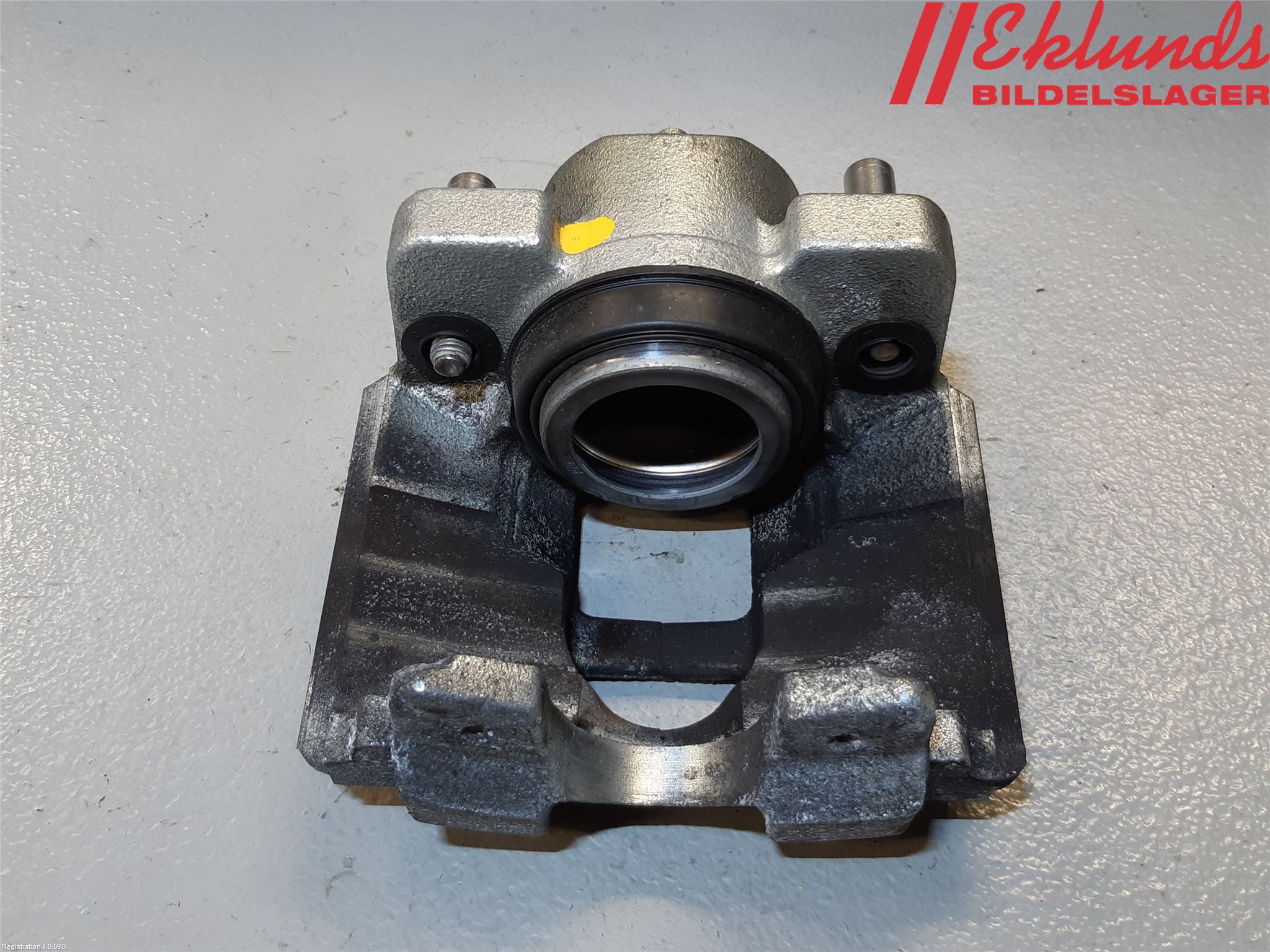 Toyota YARIS XP130 15-20 Bromsok Fram Vänster