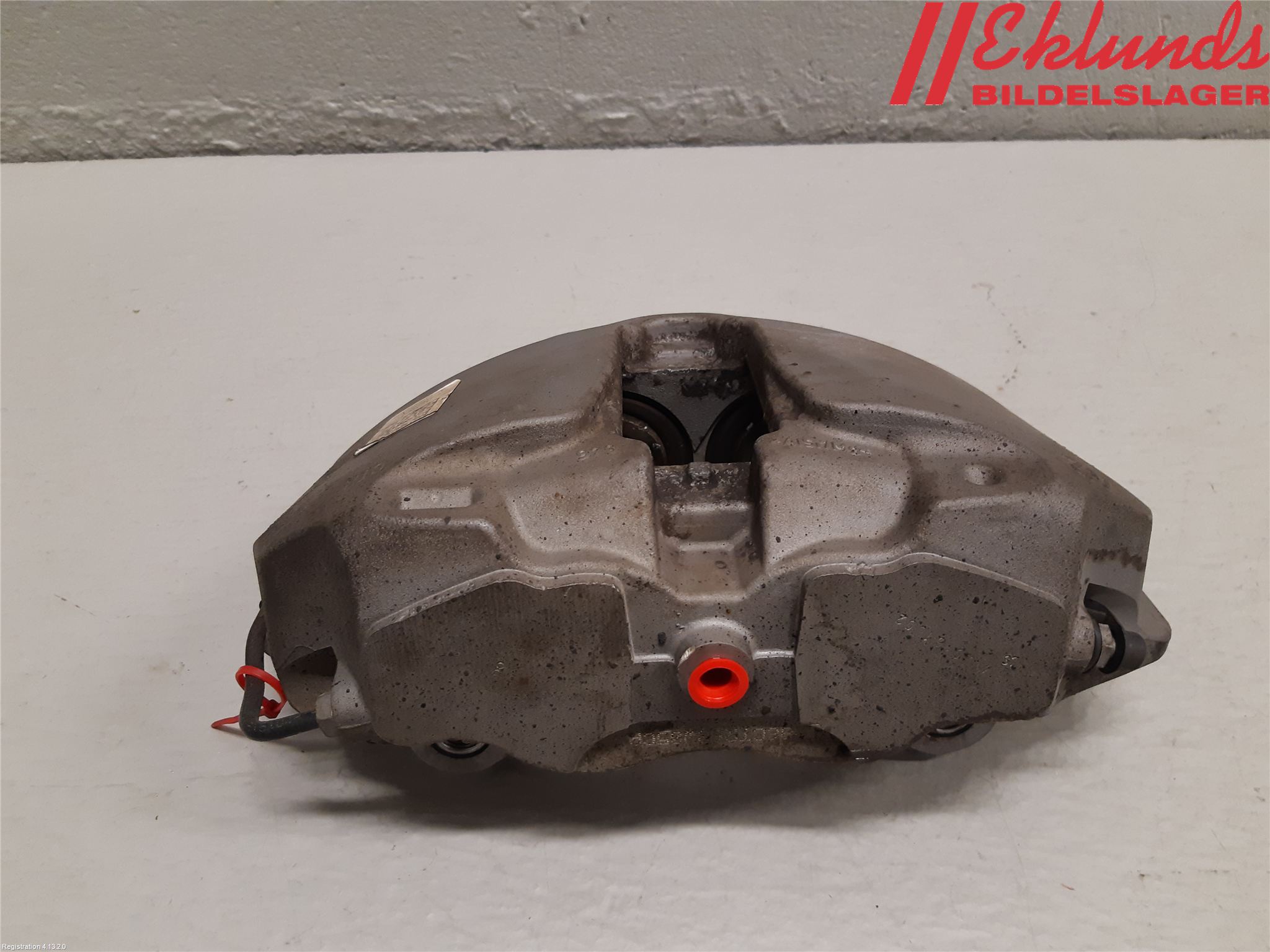 Audi A4/S4 B9 16-19 Bromsok Fram Vänster