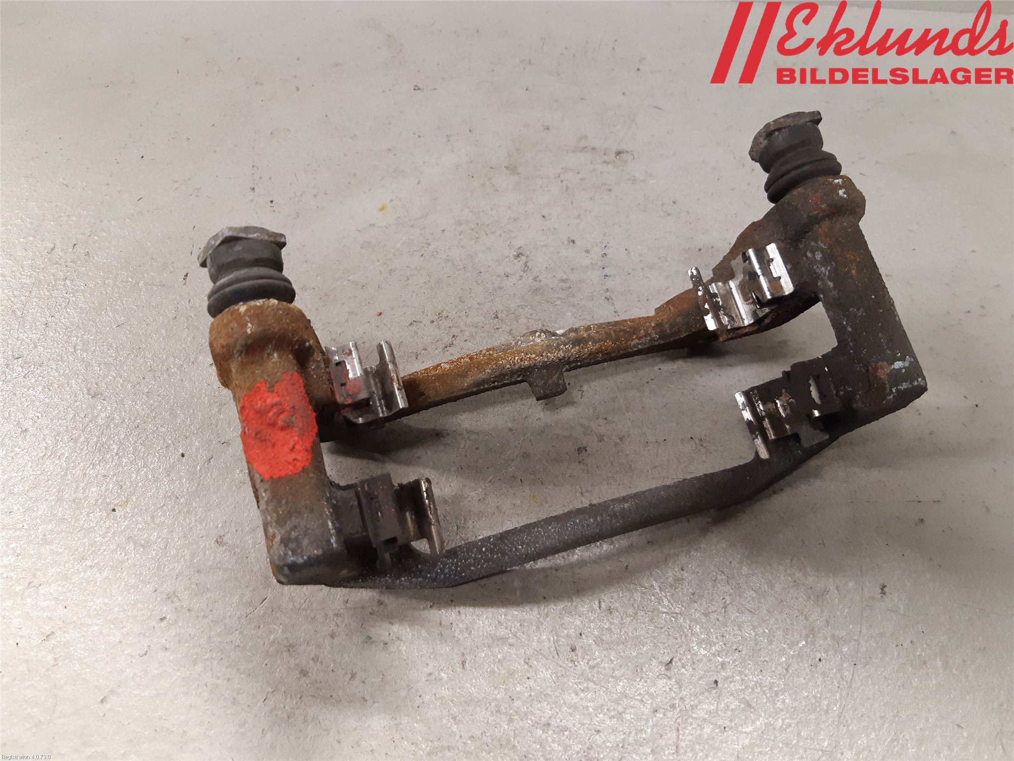 Ford TRANSIT SKÅP/BUSS 14-22 Bromsokshållare