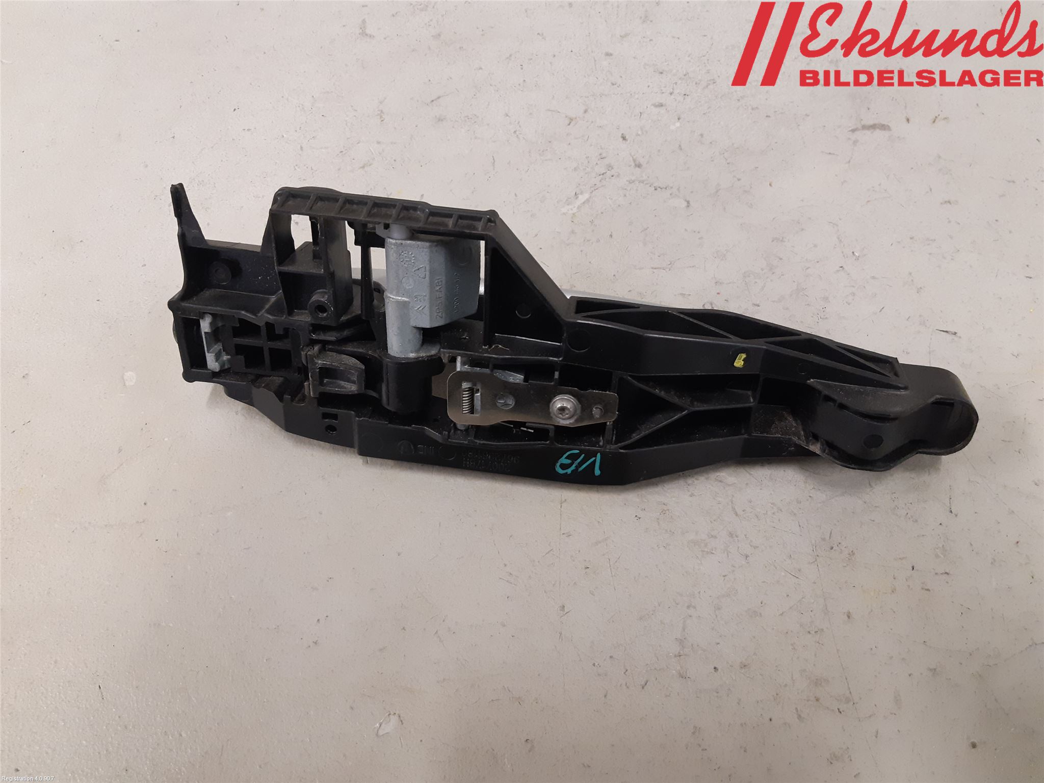 Peugeot PEUGOT 208 16-19 Dörrhandtag Yttre Vä