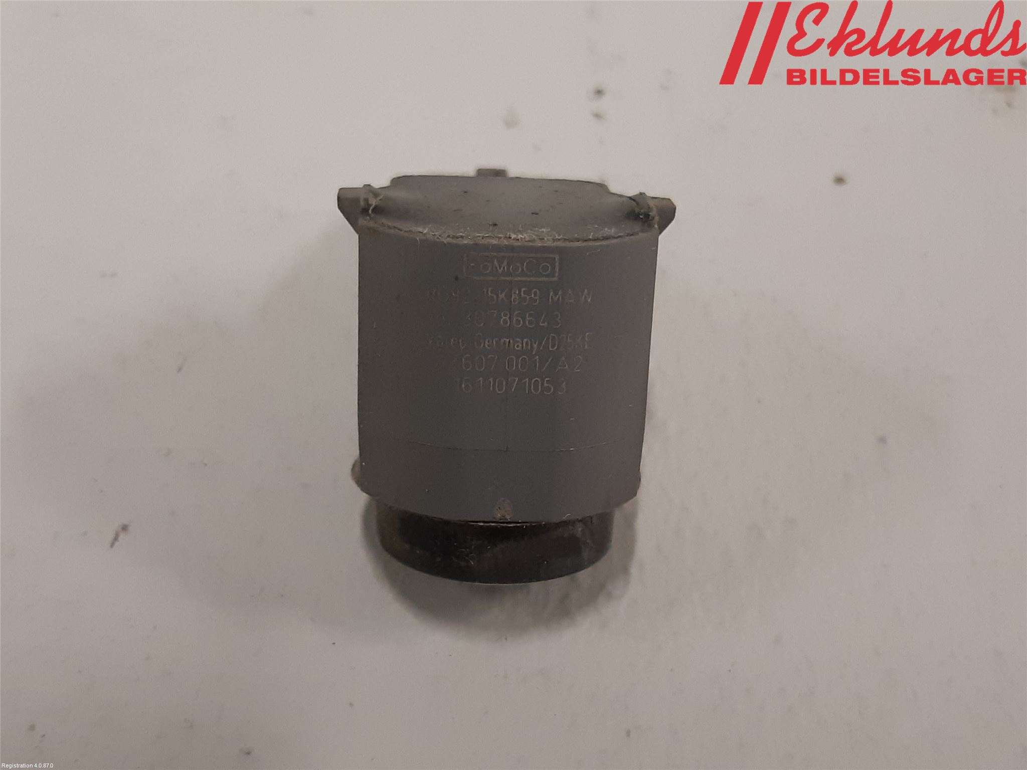 Volvo XC70 08-13 Parkeringshjälp Backsensor