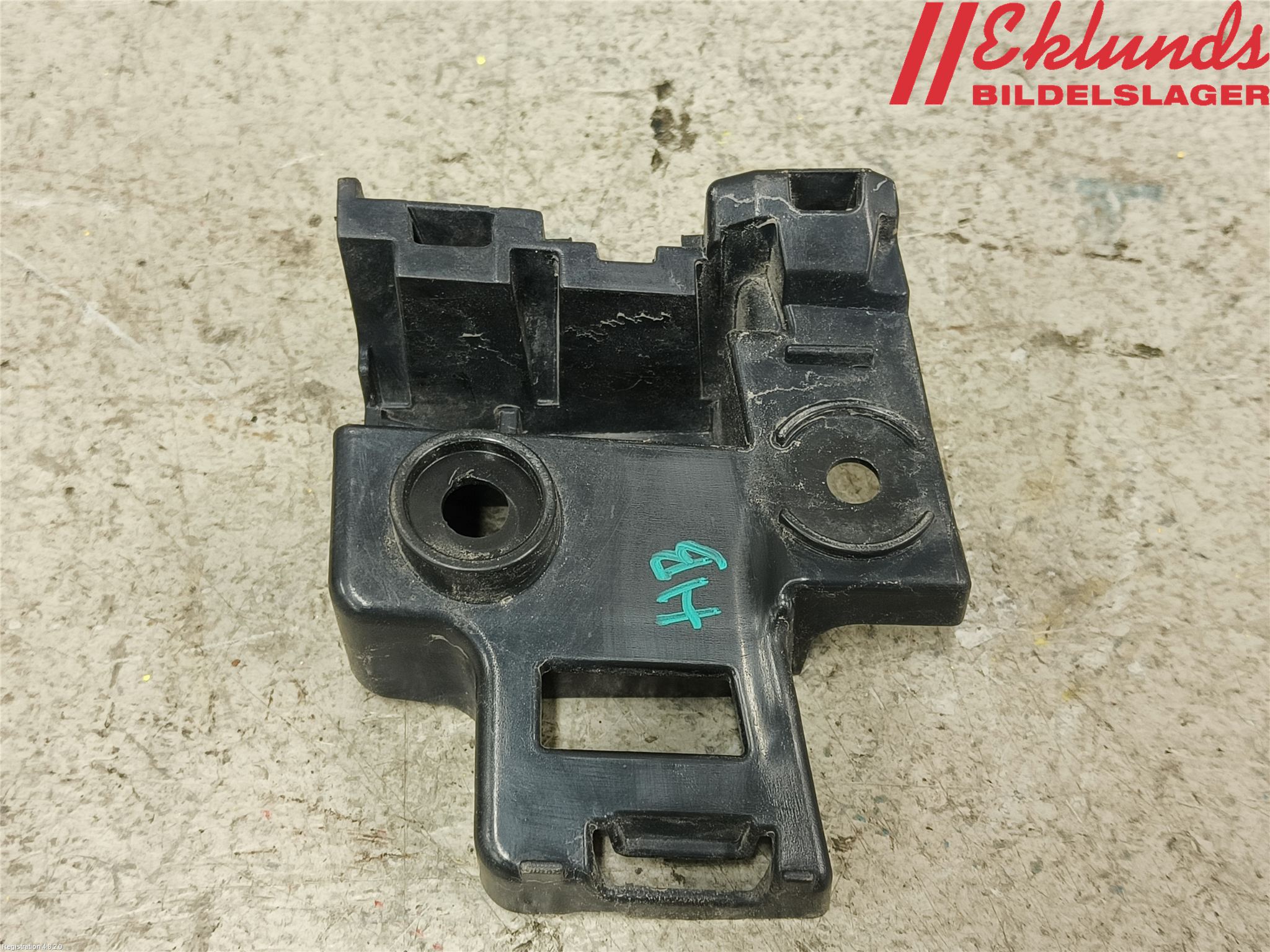 Volkswagen VW GOLF VI 09-13 Stötfångardel Bak Hö