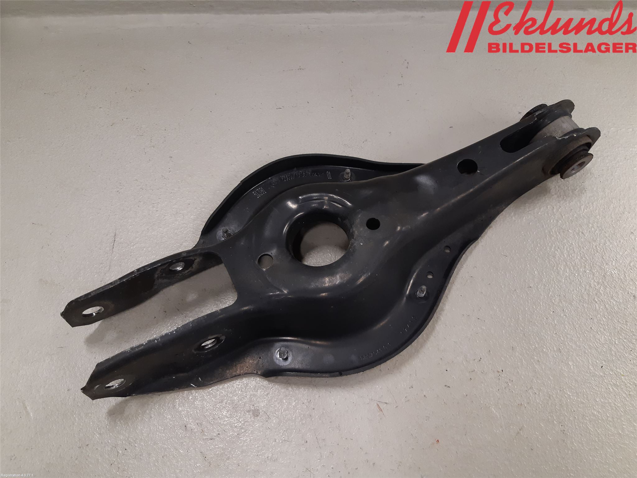 BMW 1 F20/F21 11-19 Bärarm Bak Höger