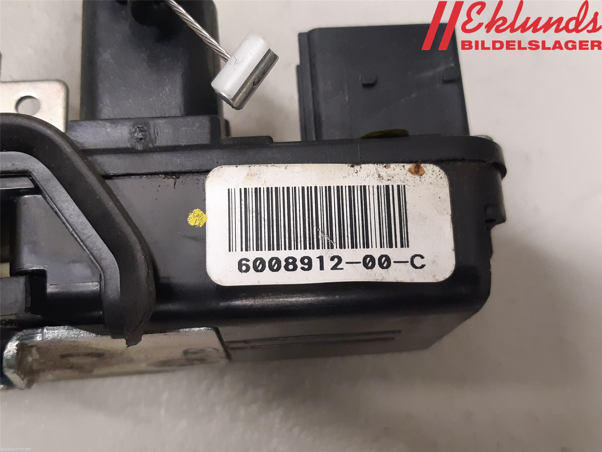 Tesla MODEL S 13- Låskista-Dörrlås