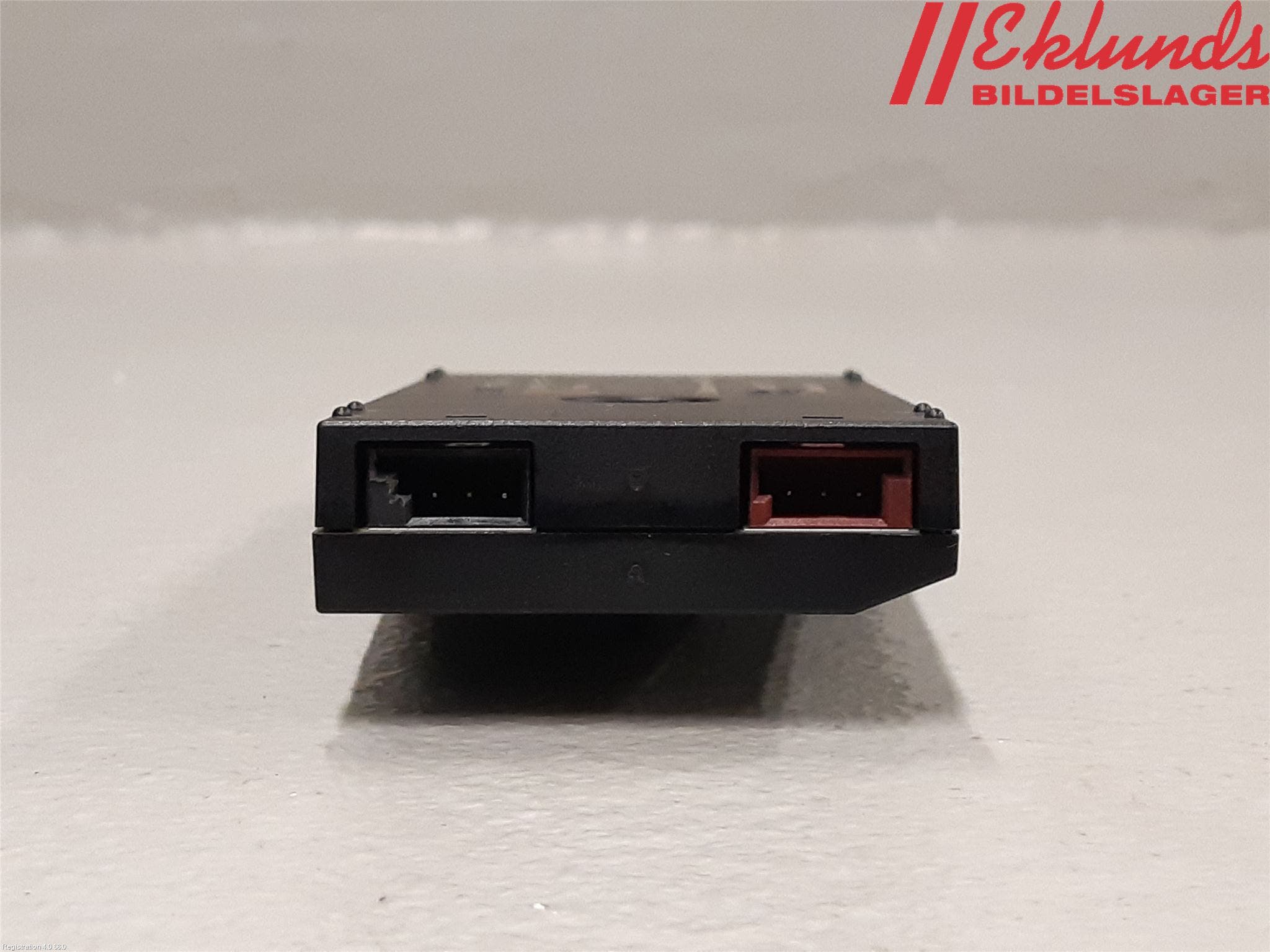 BMW 4 F32/F33/F82/F83 13-20 Antennförstärkare