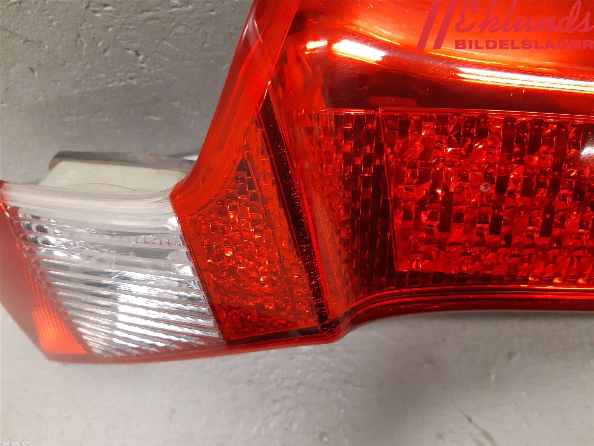 Volvo V70 08-13 Bakljus Lucka Vä