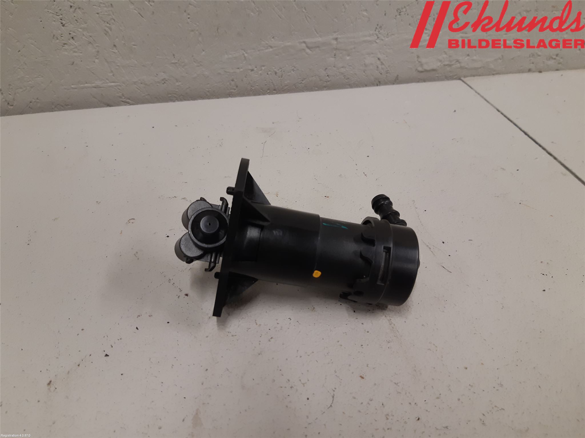 Audi A6/S6     05-11 Spolarmunstycke Strålkastare