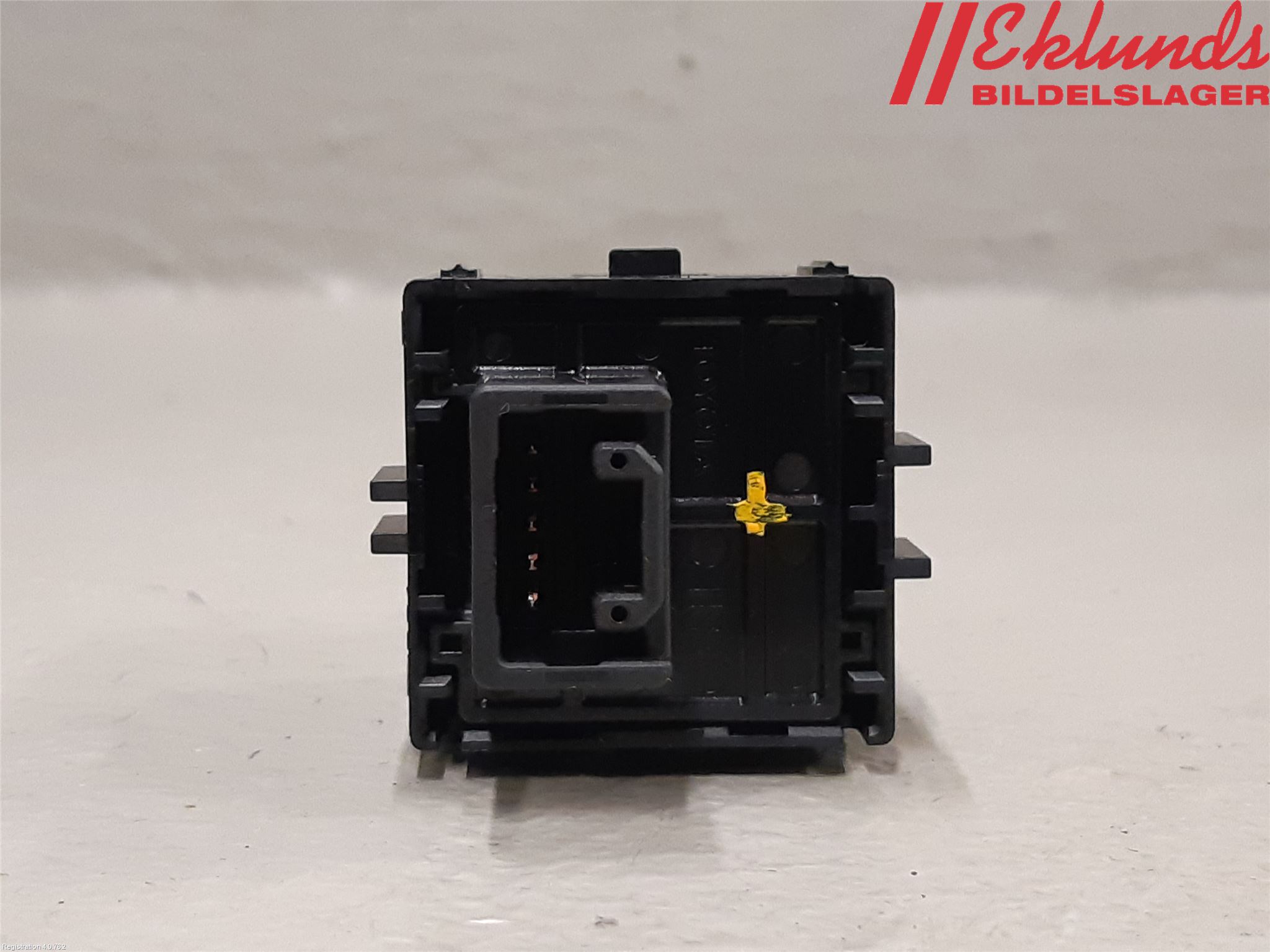 Lexus UX/300e 19- Strömställare Centrallås