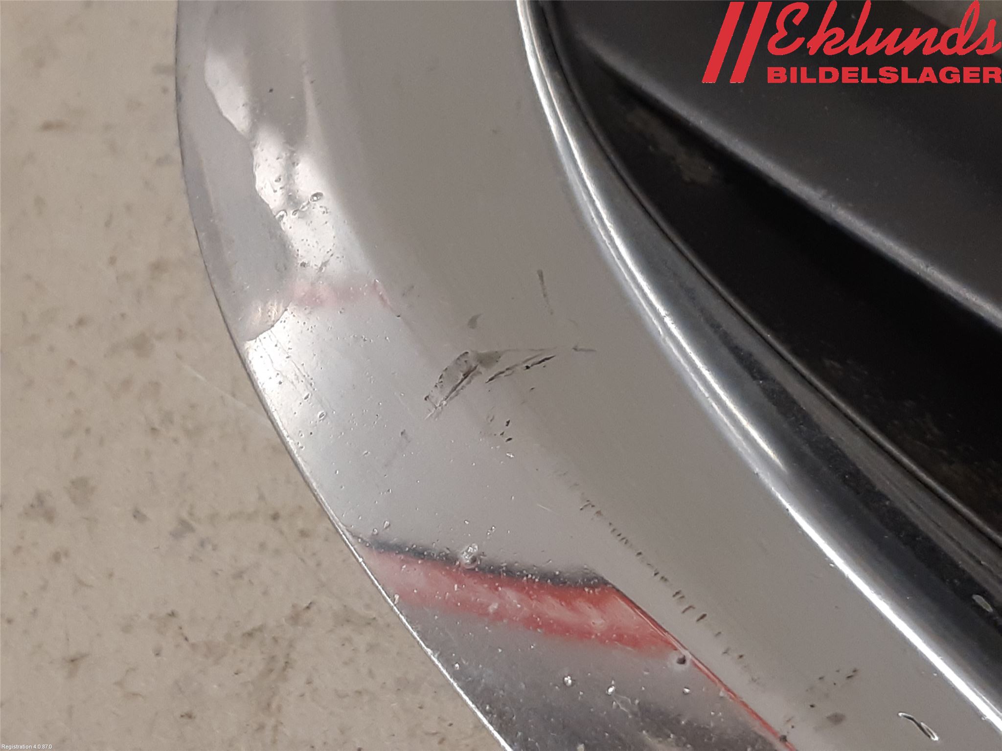 Saab 9-5     06-10 Grilldel Mitt