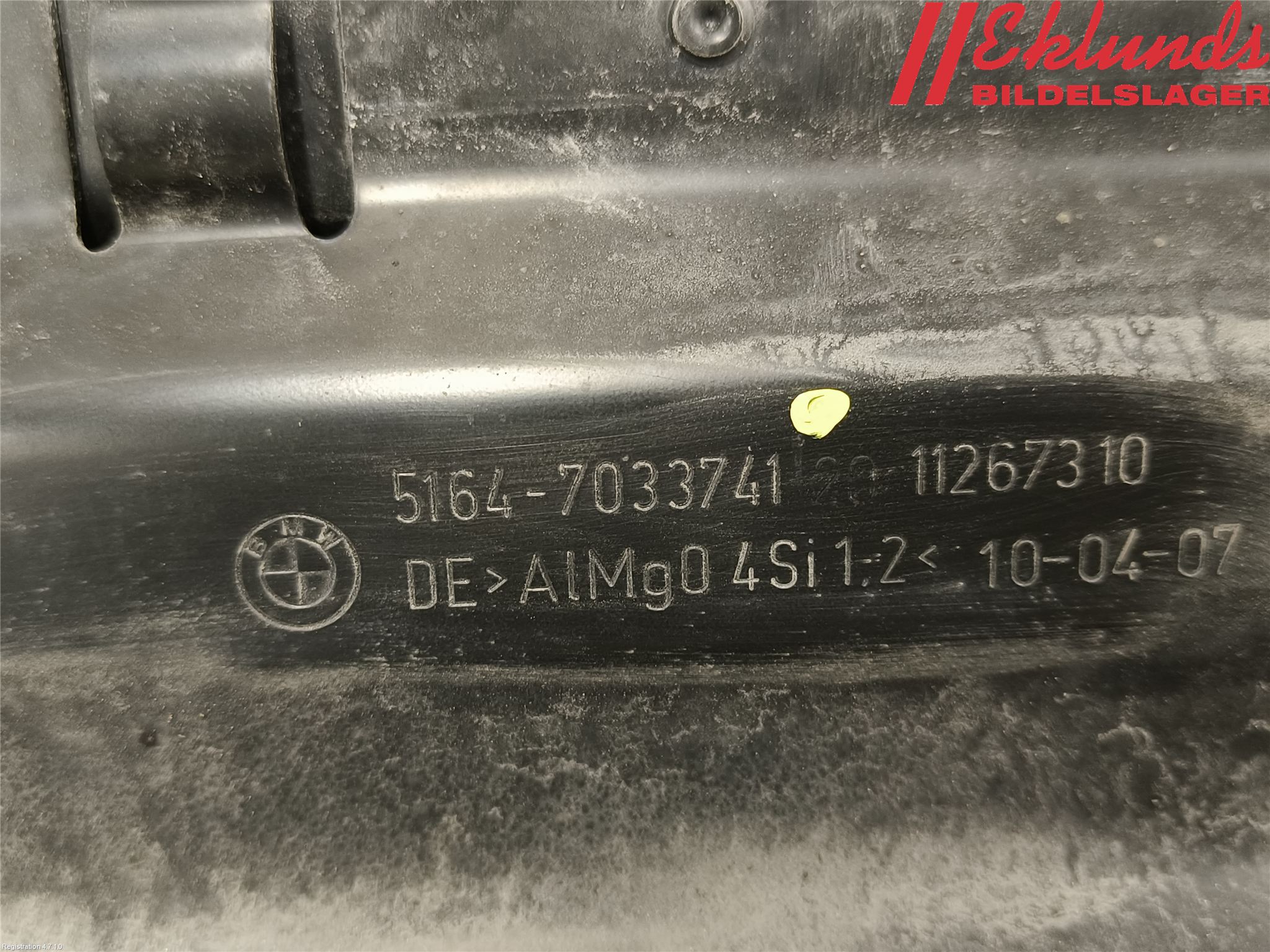 BMW 5 E60/61 Sed/Tou 02-10 Frontplåt