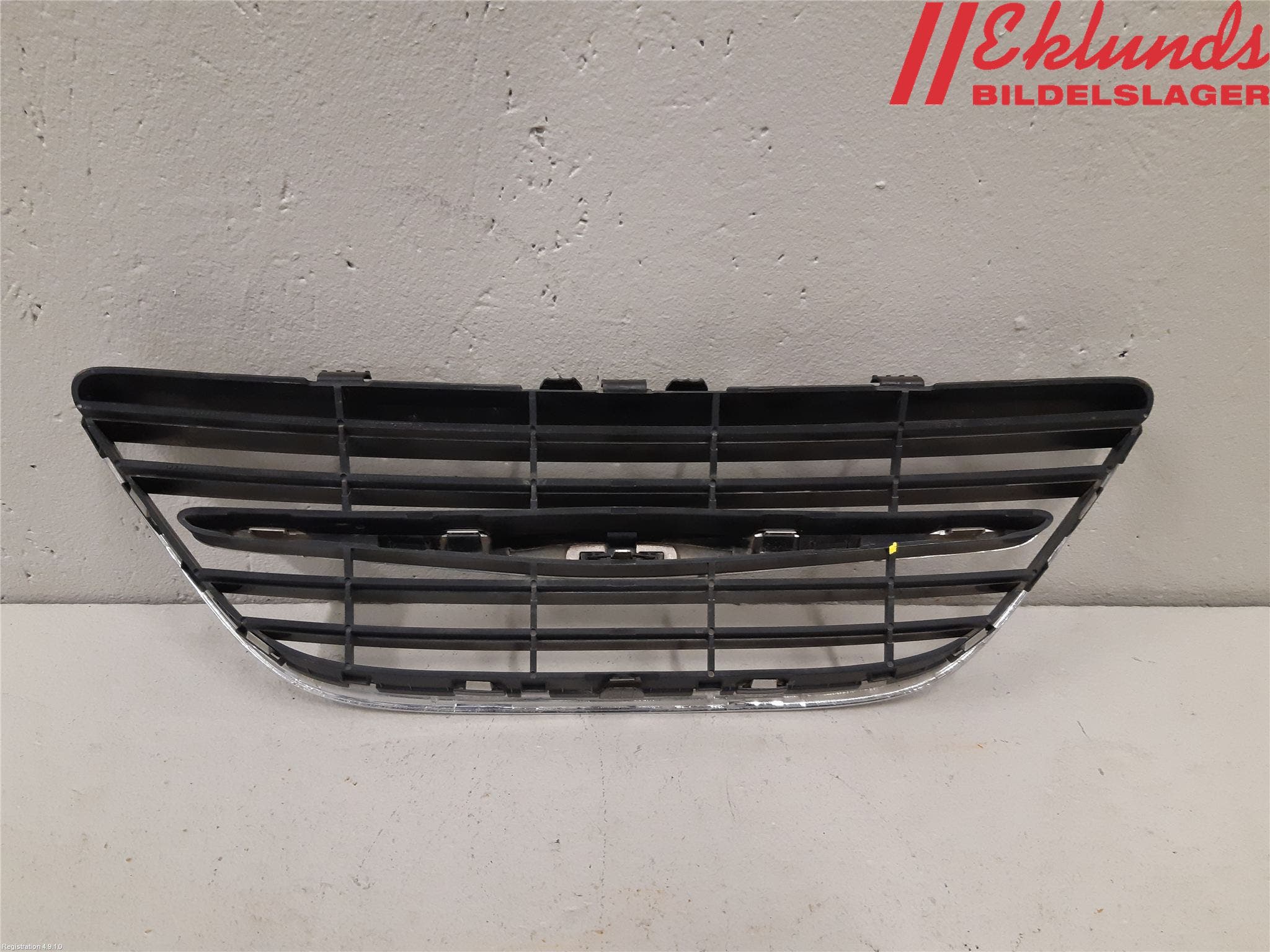 Saab 9-3 VER 2 Grilldel Mitt