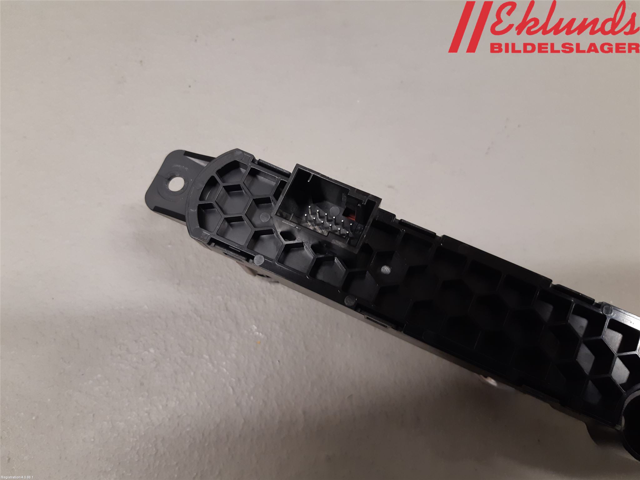 Fiat 500X 15- Strömställare Multifunktion