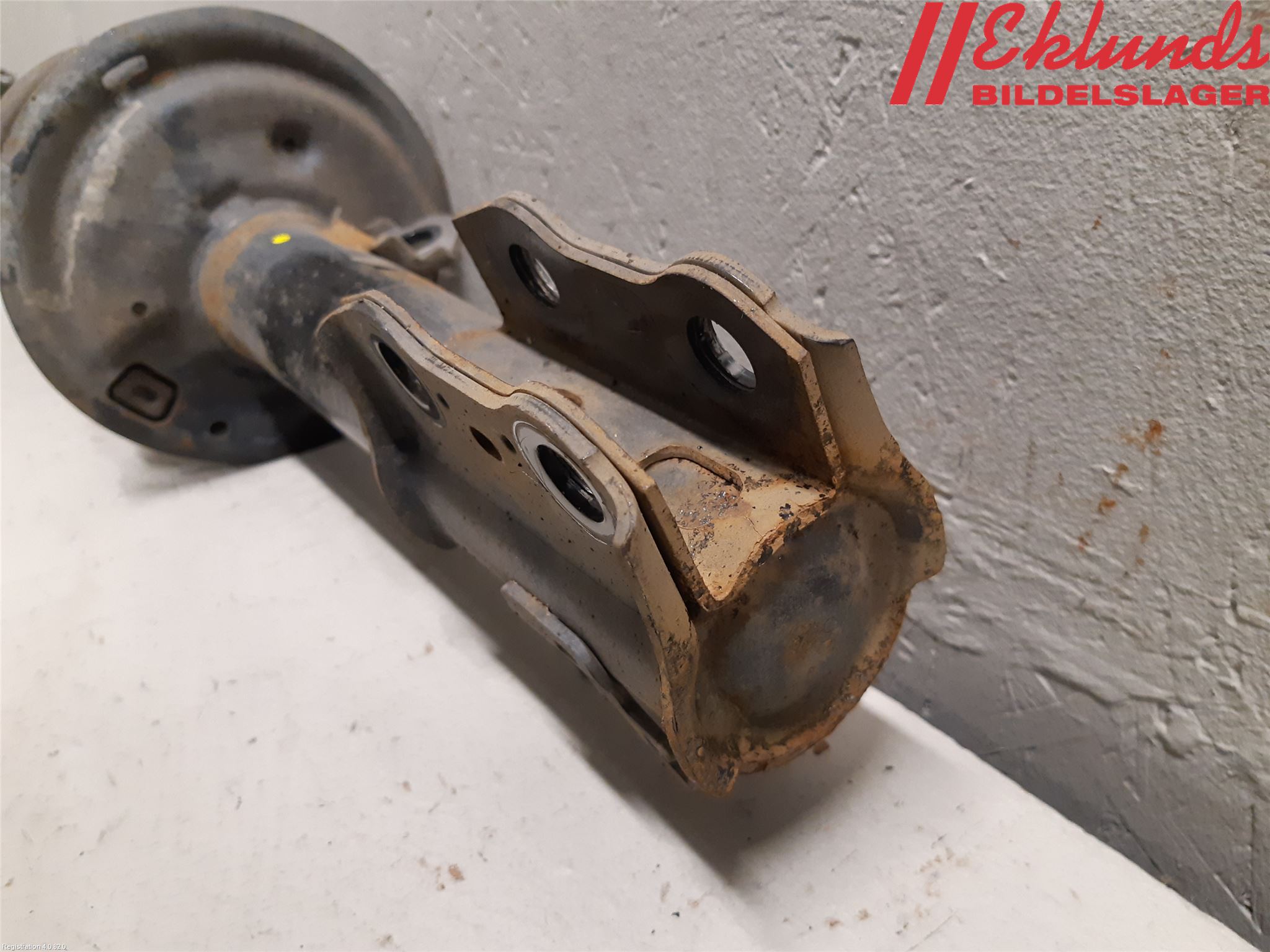 Toyota YARIS XP130 15-20 Fjäderben Fram Höger