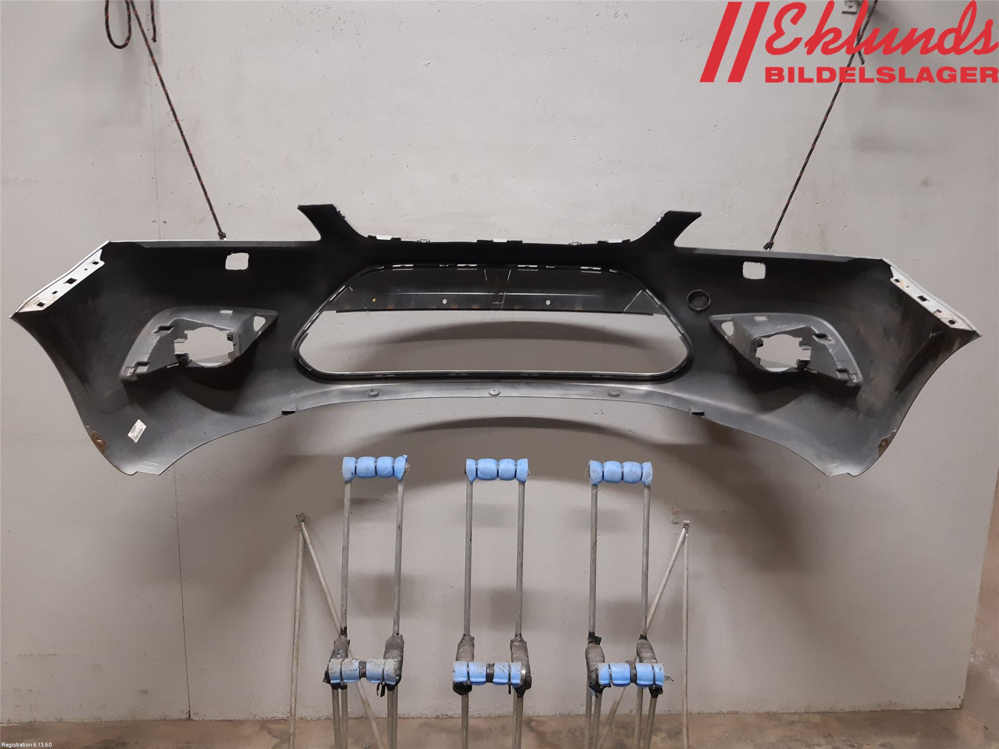 Ford FOCUS 08-11 Stötfångarbeklädnad Fram