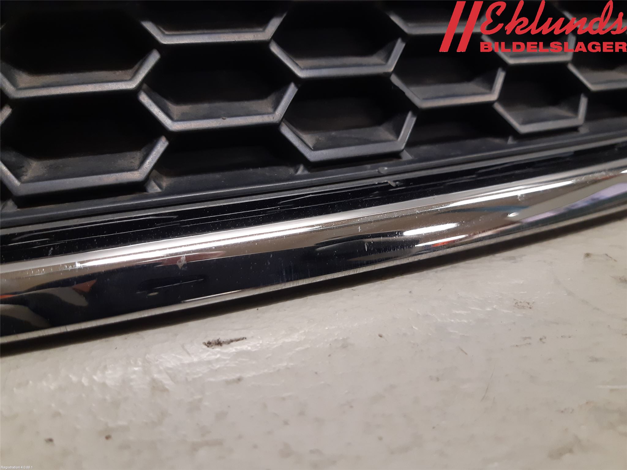 GM CHEVROLET ORLANDO Grill Komp