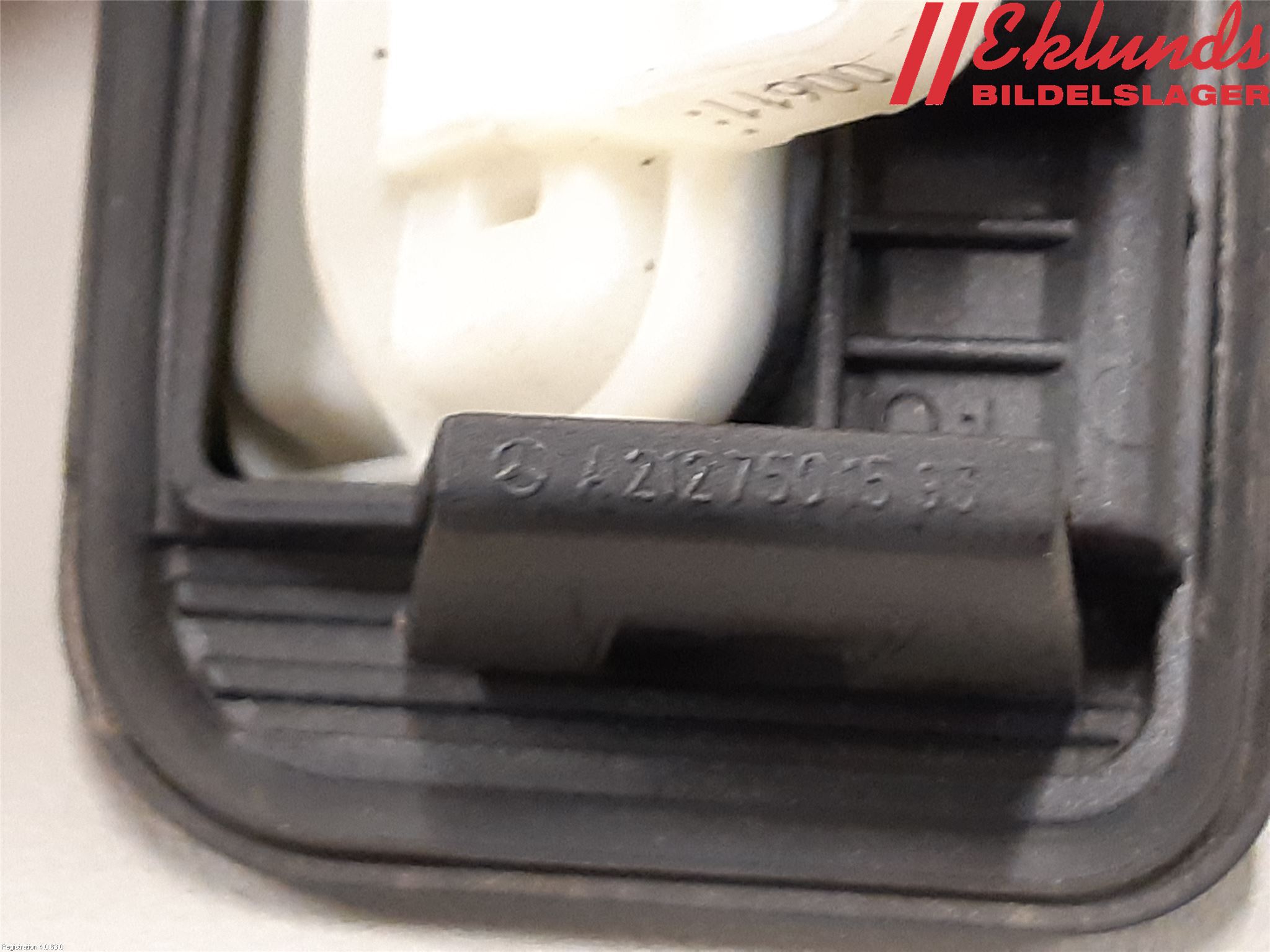 Mercedes-Benz MB E-KLASS (W212) 09-16 Bakluckehandtag