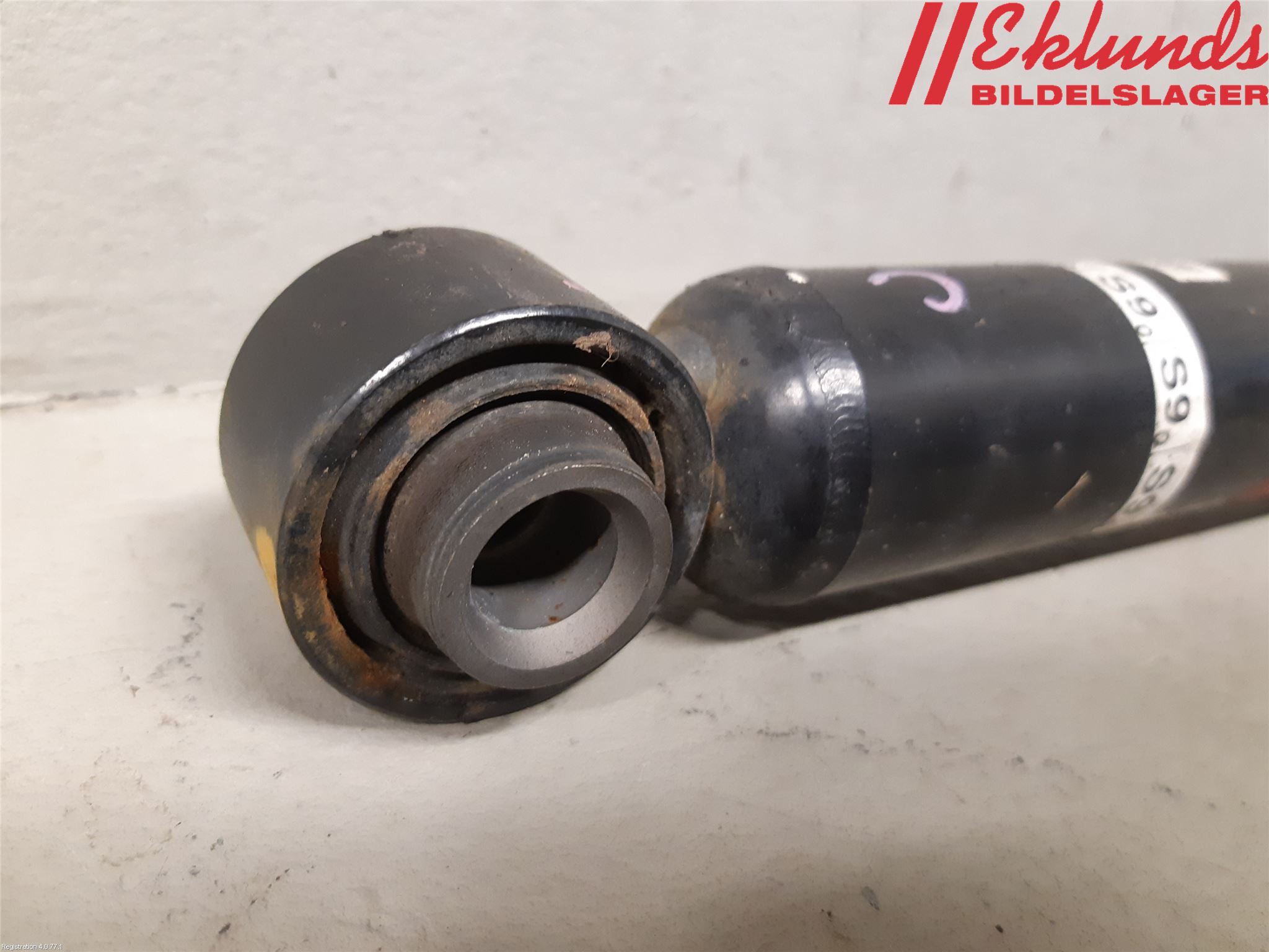 Toyota COROLLA 19- Stötdämpare Bak