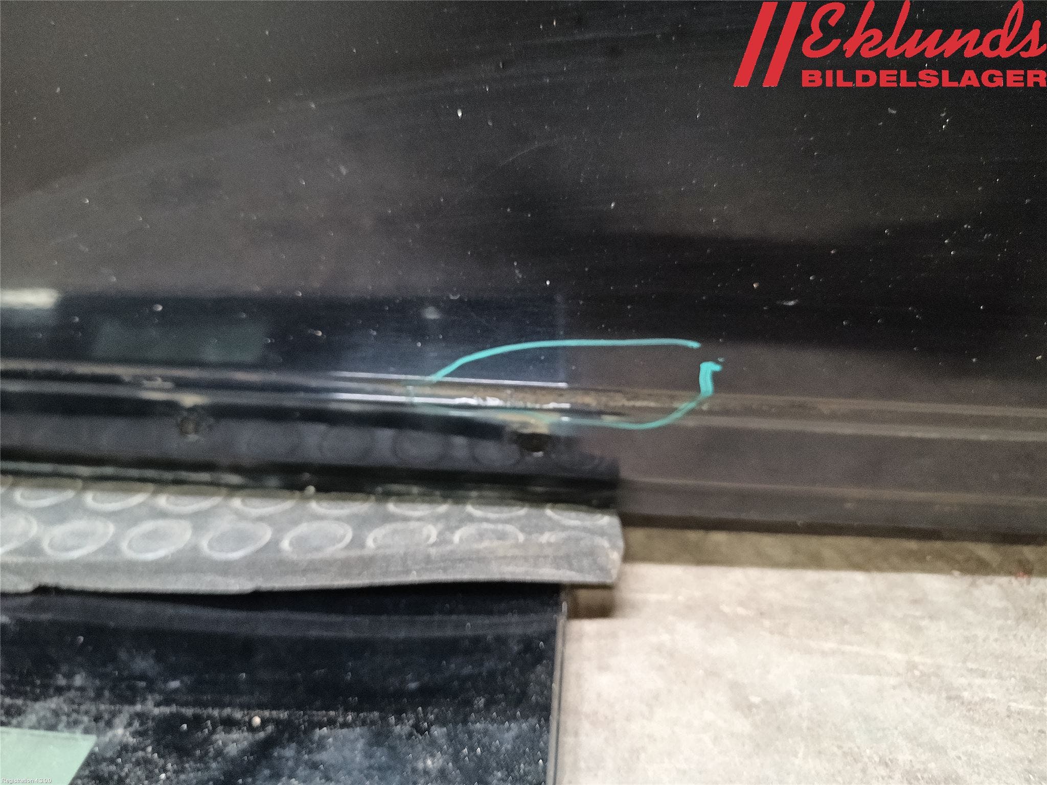 Volvo V70 08-13 Dörr Fram Höger