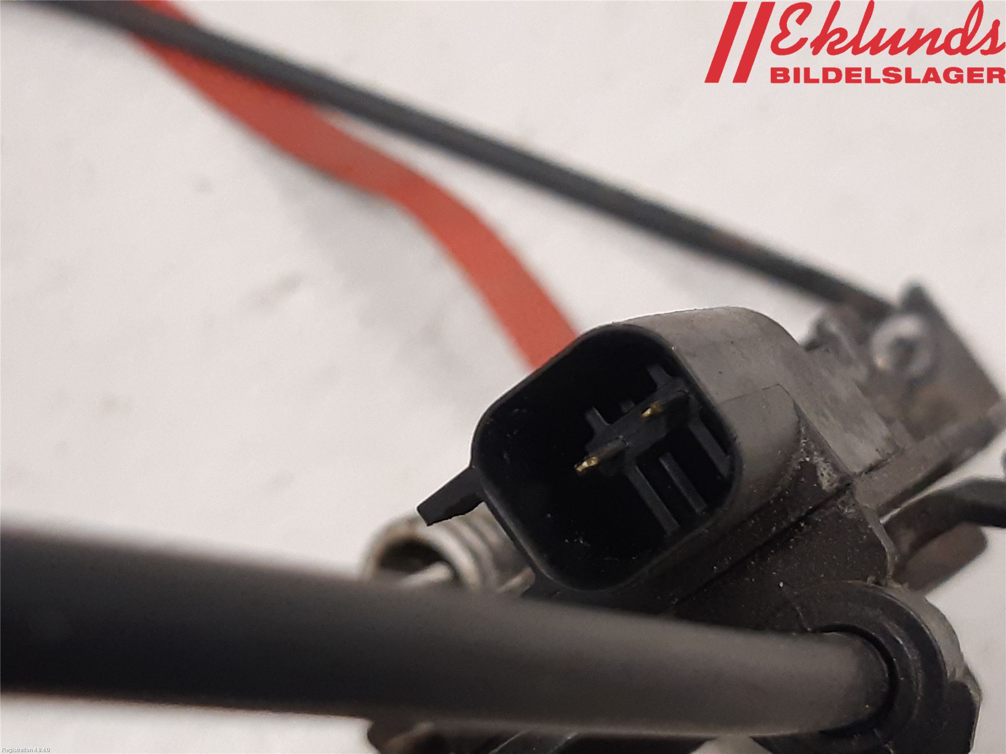 Tesla MODEL X 16- Huvlås