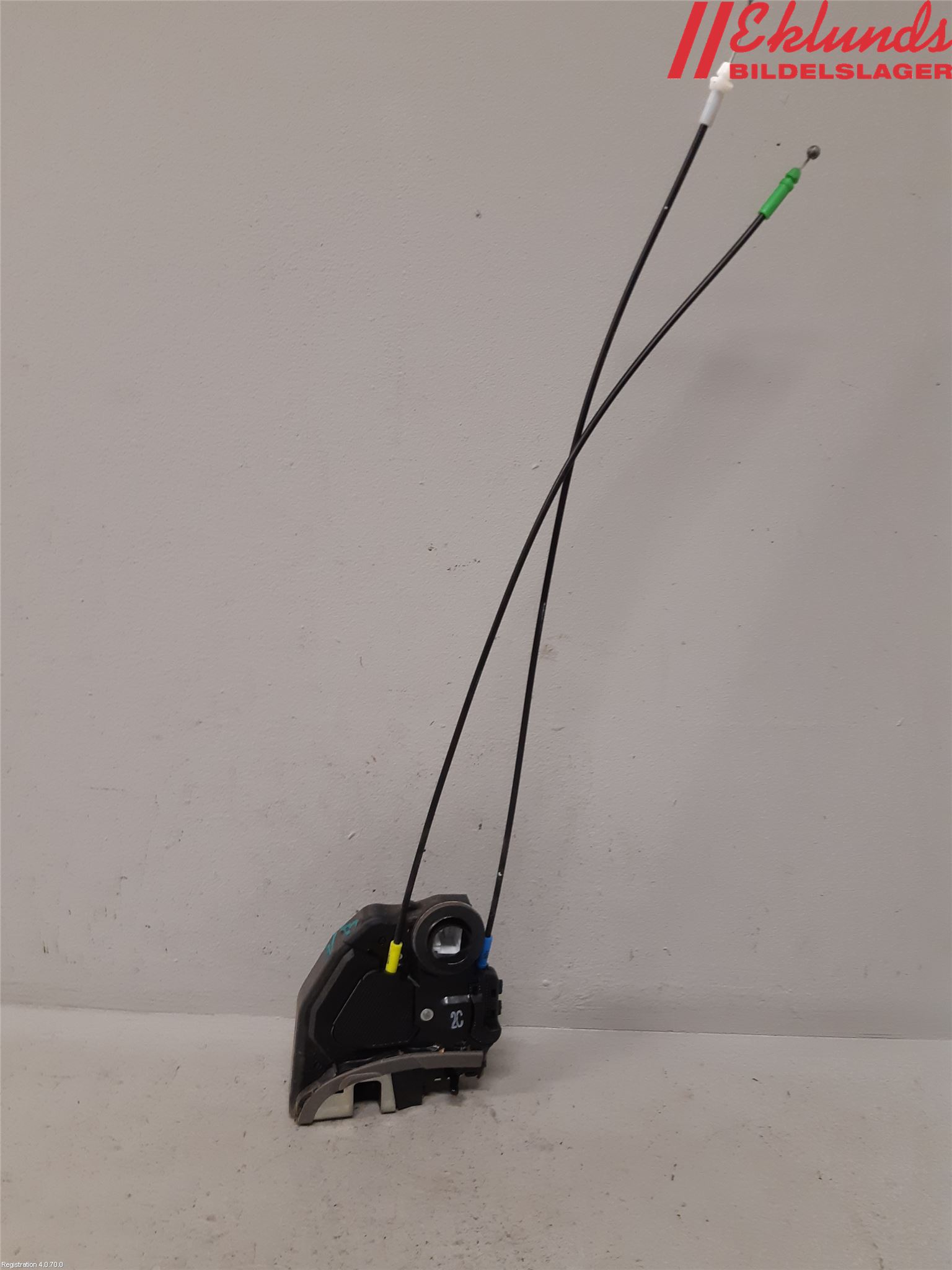 Toyota AURIS 10-12 Låskista-Dörrlås