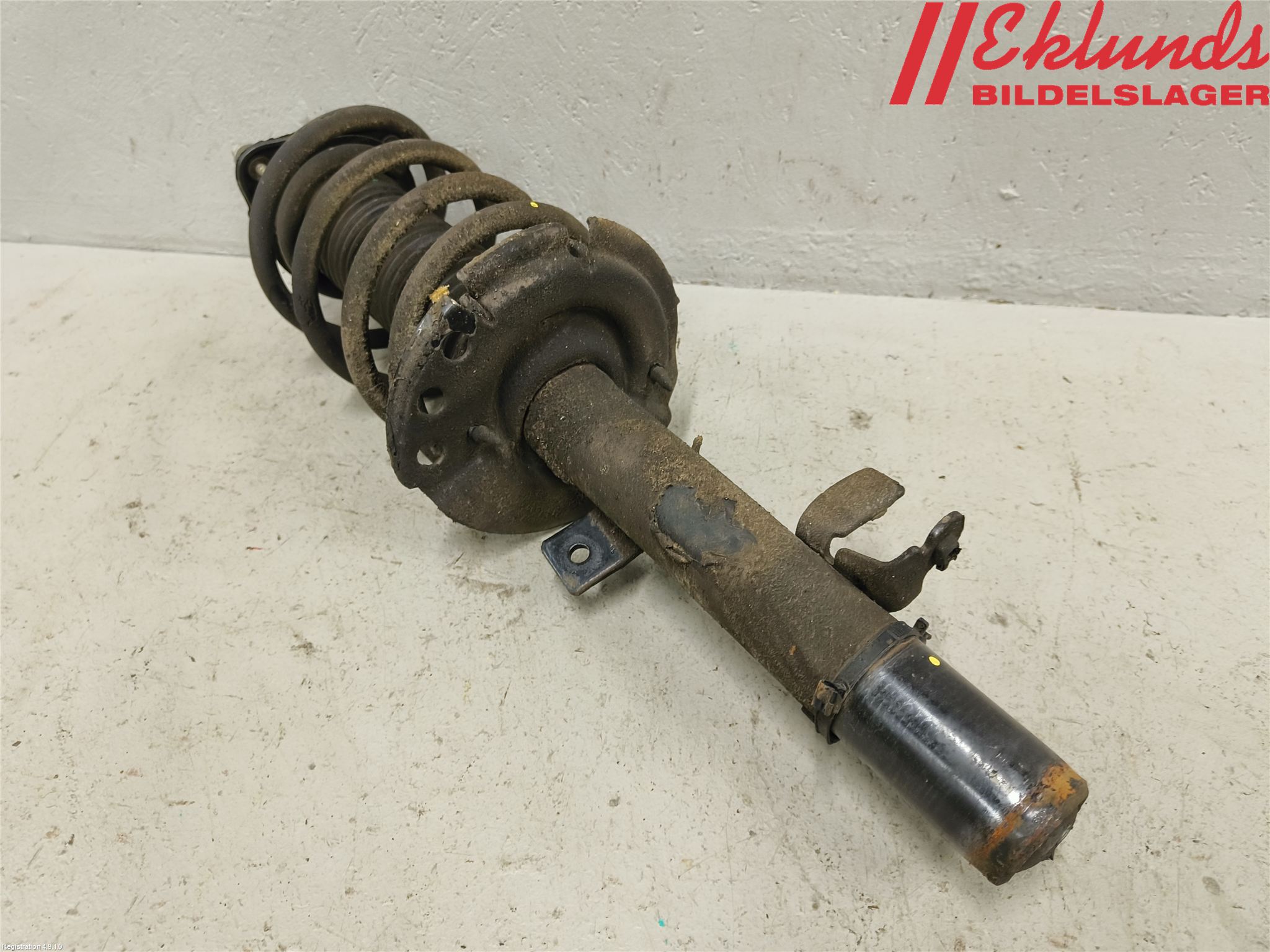 Ford KUGA 17-19 Fjäderben Fram Höger