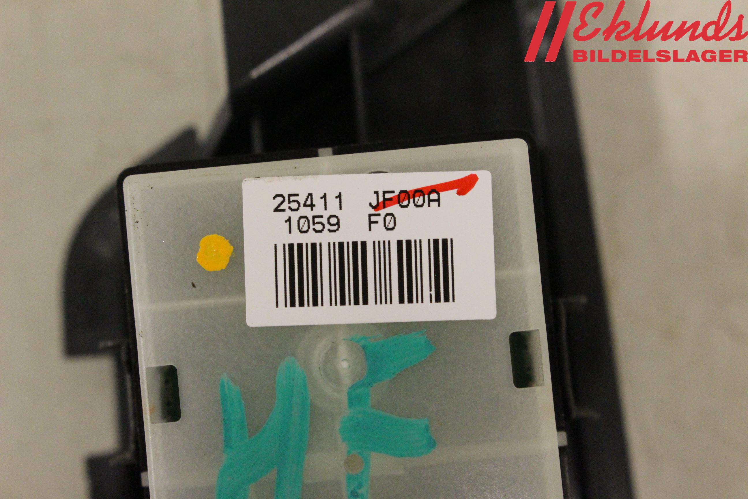 Nissan GT-R Strömställare Elhiss