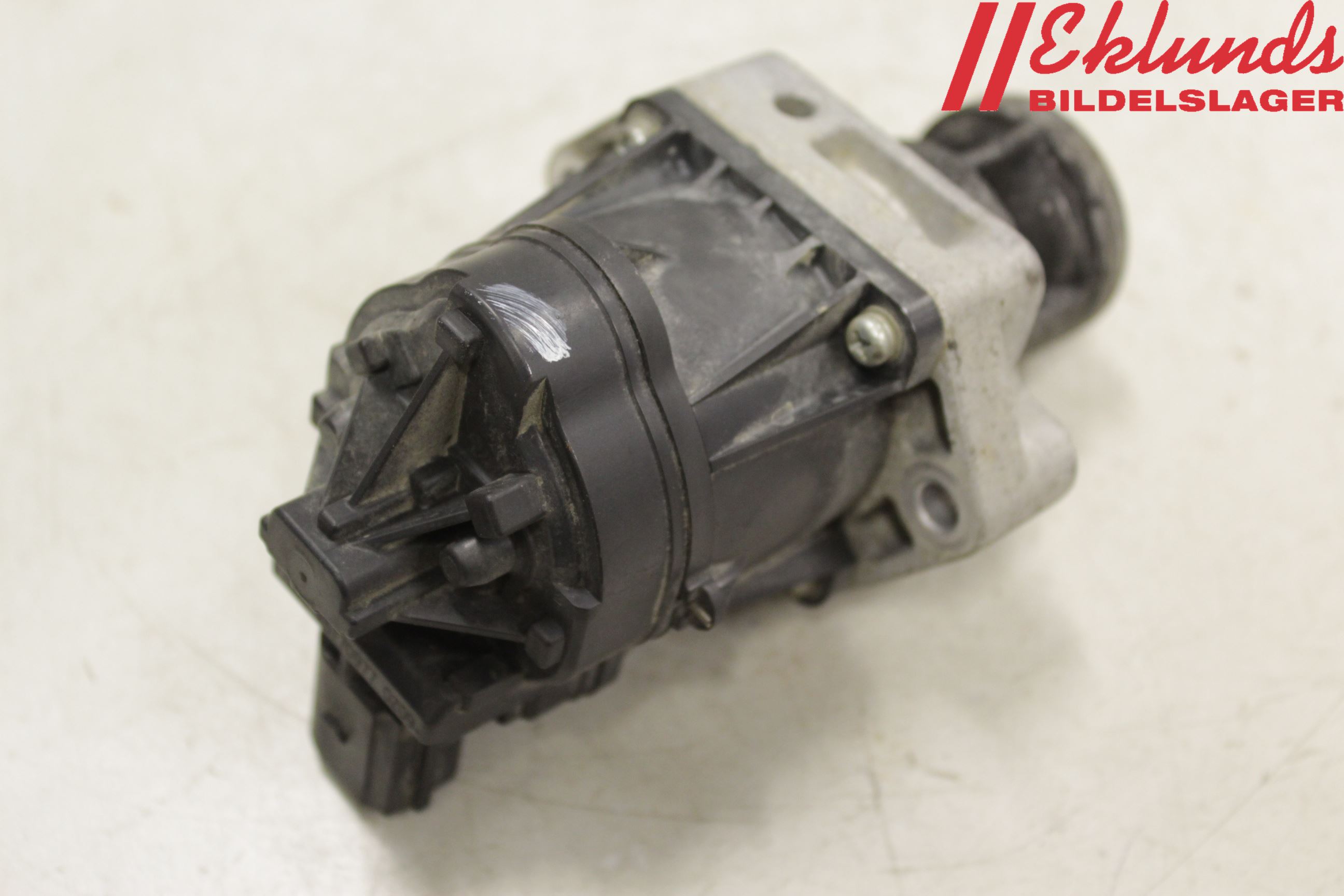 Opel INSIGNIA 09-16 Egr Ventil