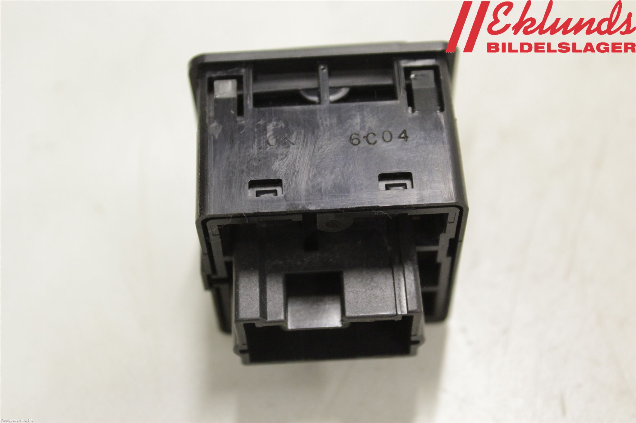 Mitsubishi L200 16-23 Strömställare Stolvärme