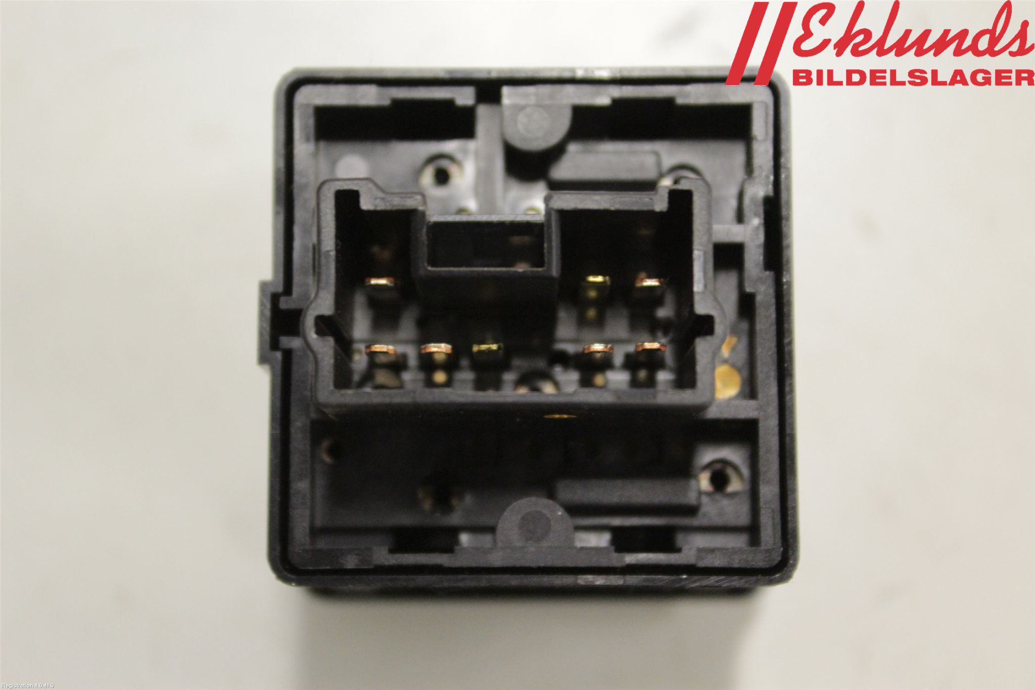 Mitsubishi L200 16-23 Strömställare Stolvärme