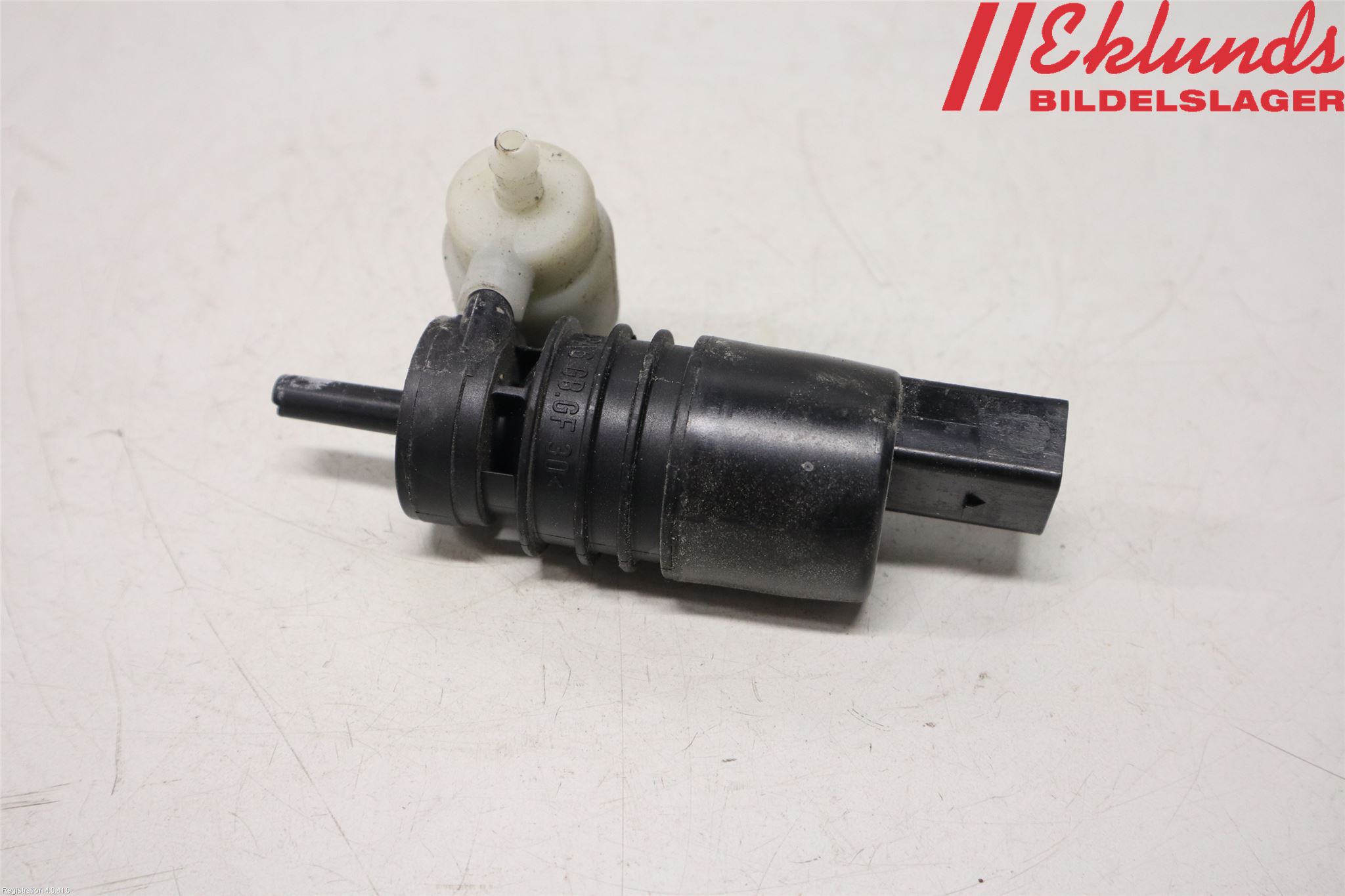 Volkswagen VW TOUAREG 7P 11-18 Spolarpump Vindruta