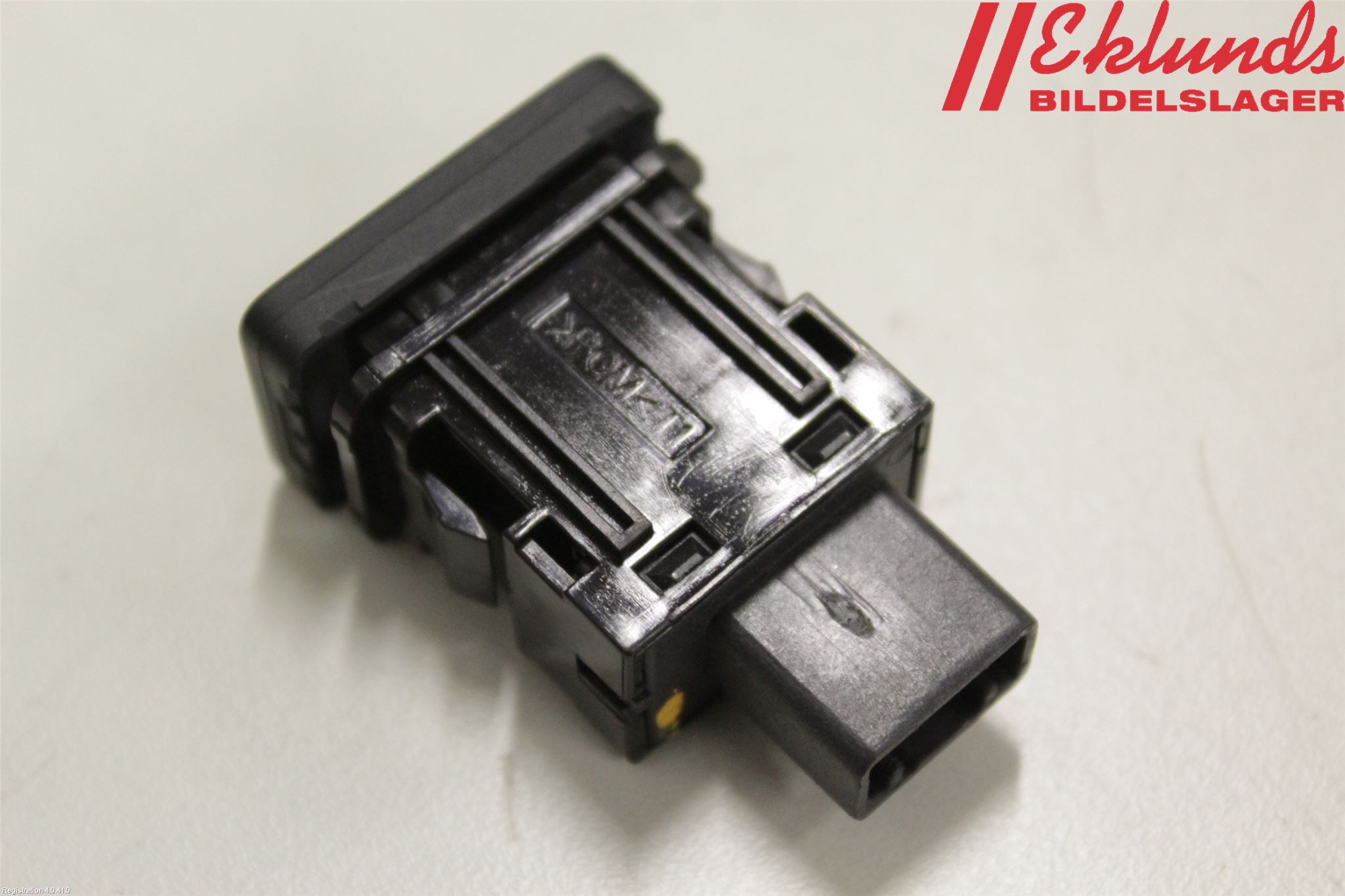 Mitsubishi L200 16-23 Strömställare Övrigt