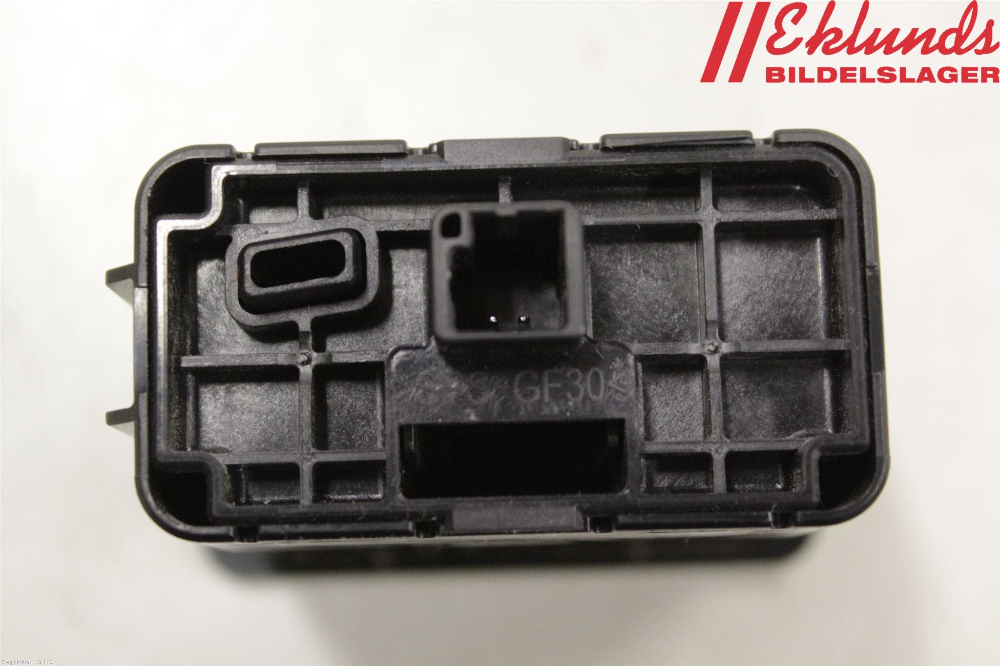 Mitsubishi L200 16-23 Nyckel-Nycklar