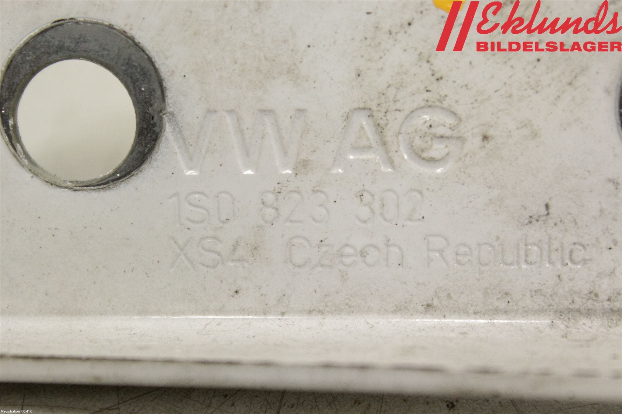 Skoda CITIGO / CITIGO E IV Huvgångjärn