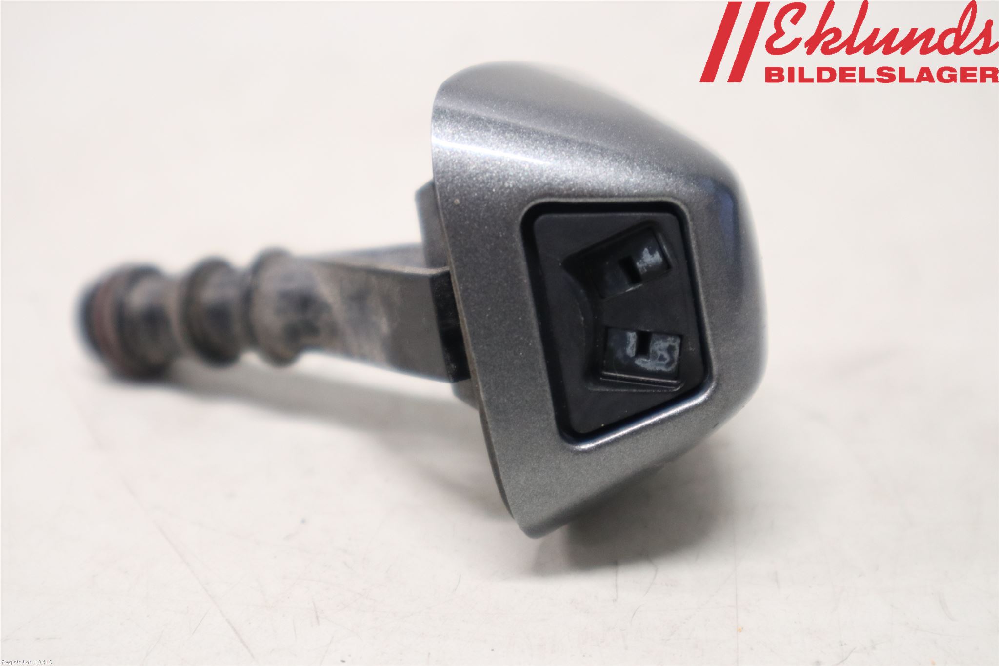 BMW 1 E87/81 5D/3D 03-11 Spolarmunstycke Strålkastare